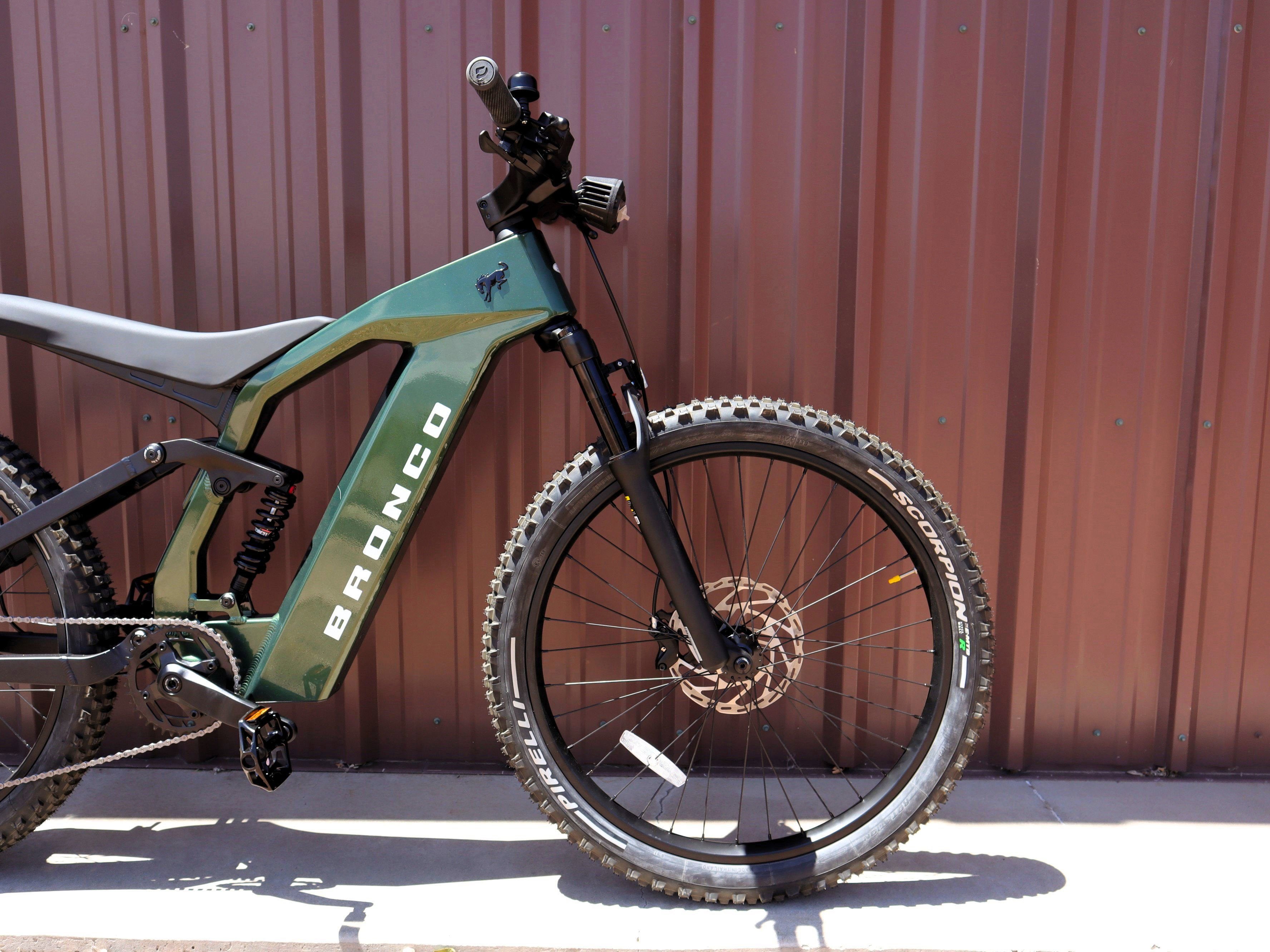 2025 Ford Bronco Base