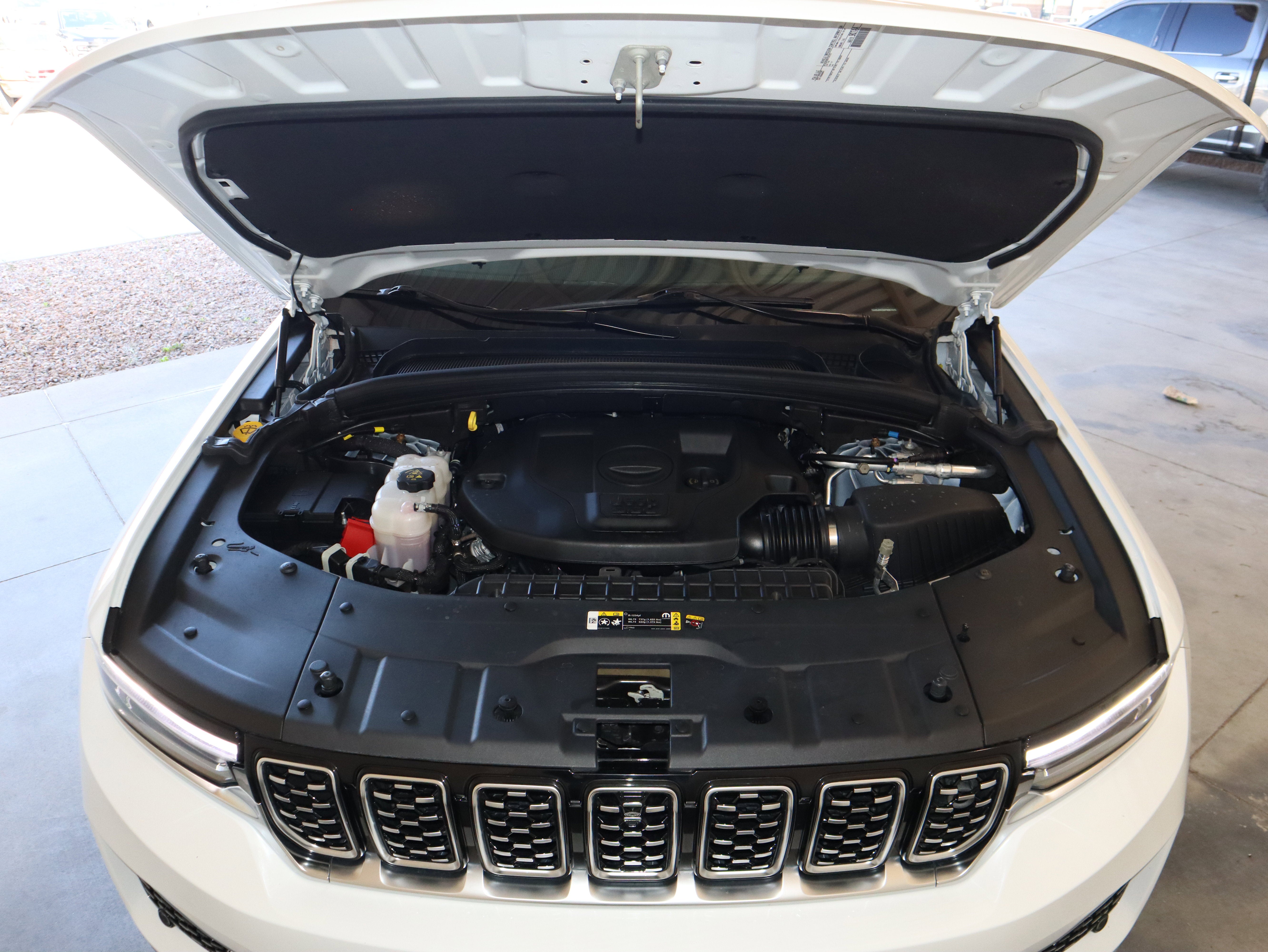 2023 Jeep Grand Cherokee Summit