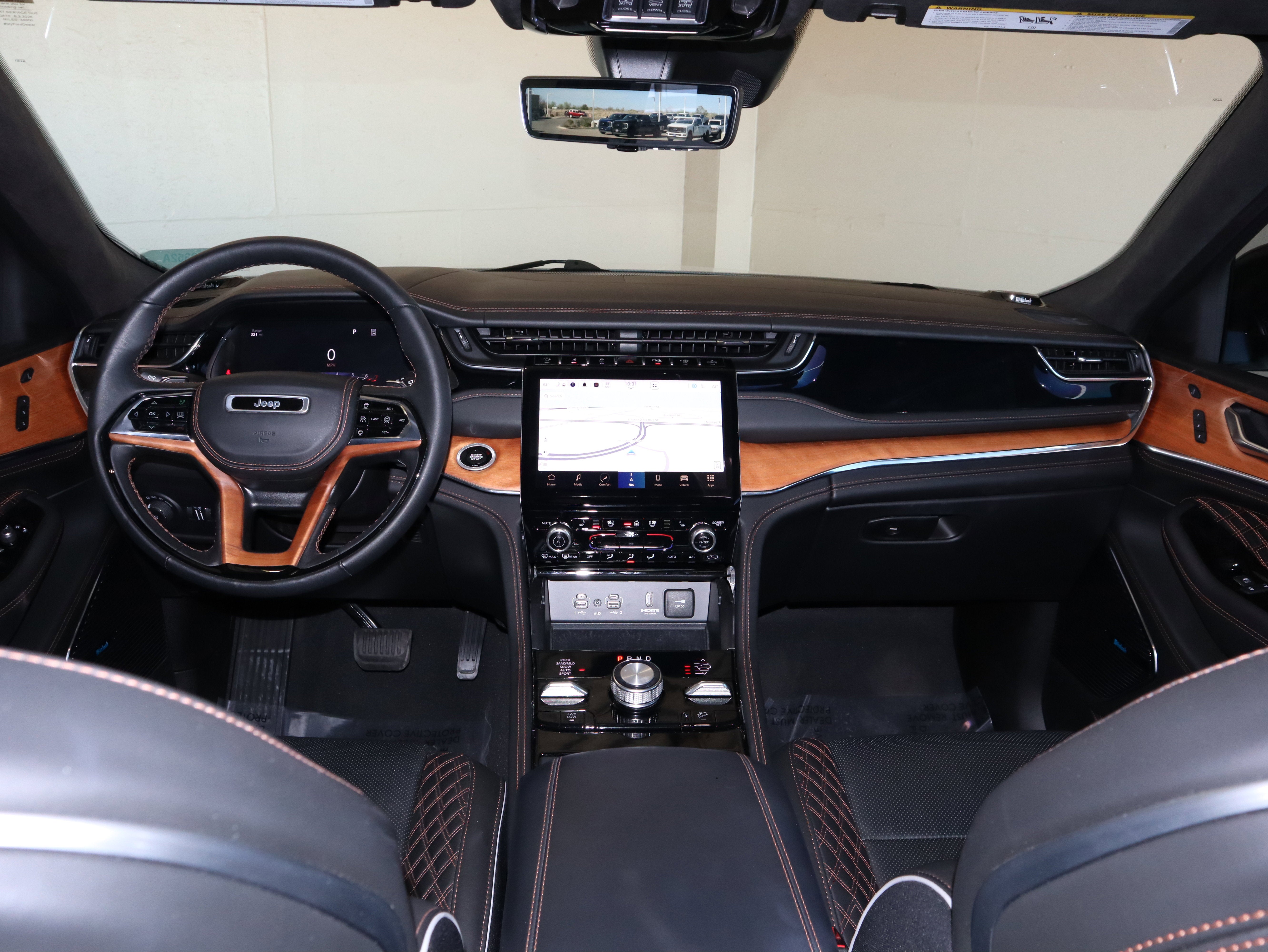 2023 Jeep Grand Cherokee Summit