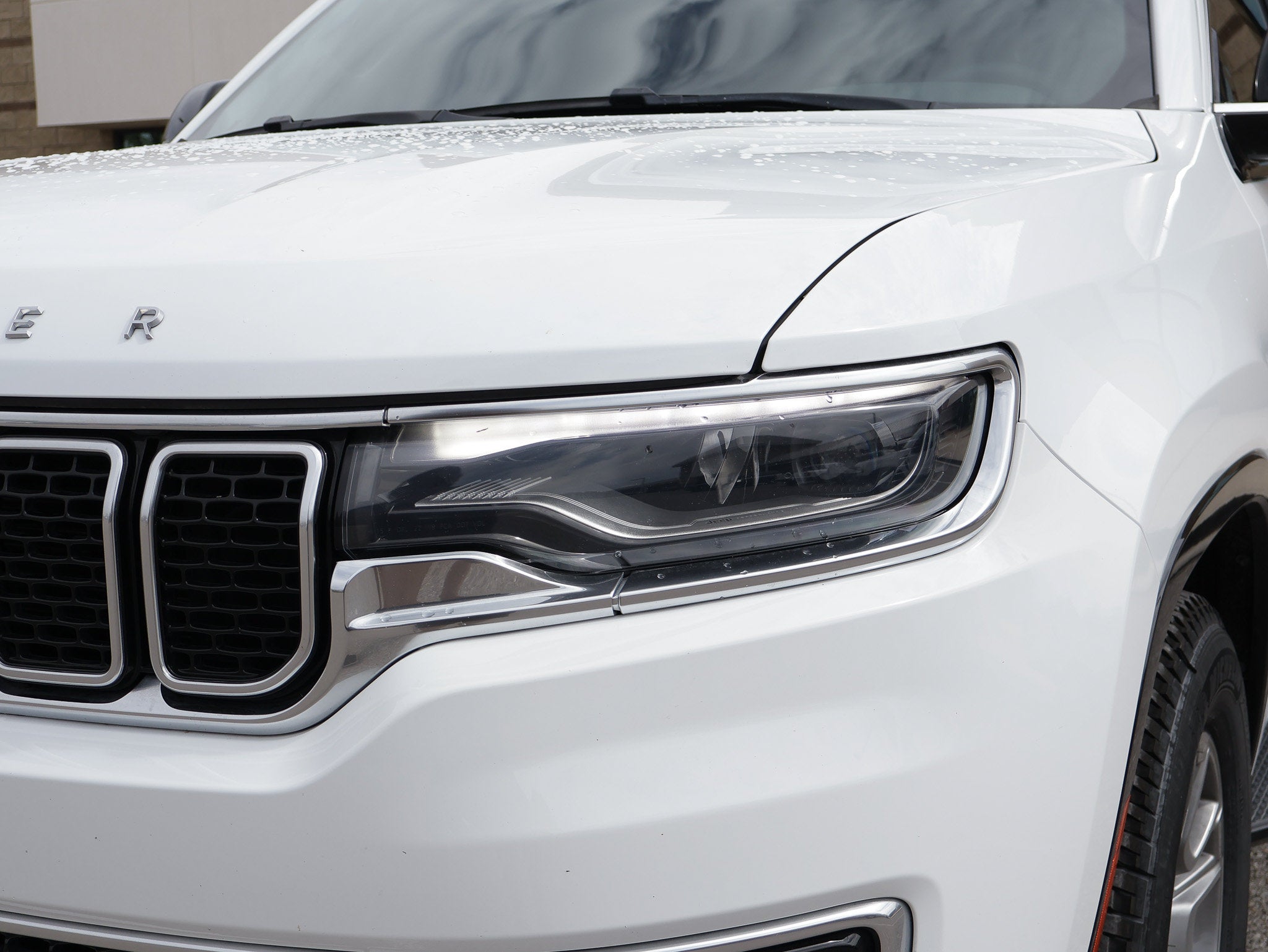 2024 Jeep Wagoneer Base