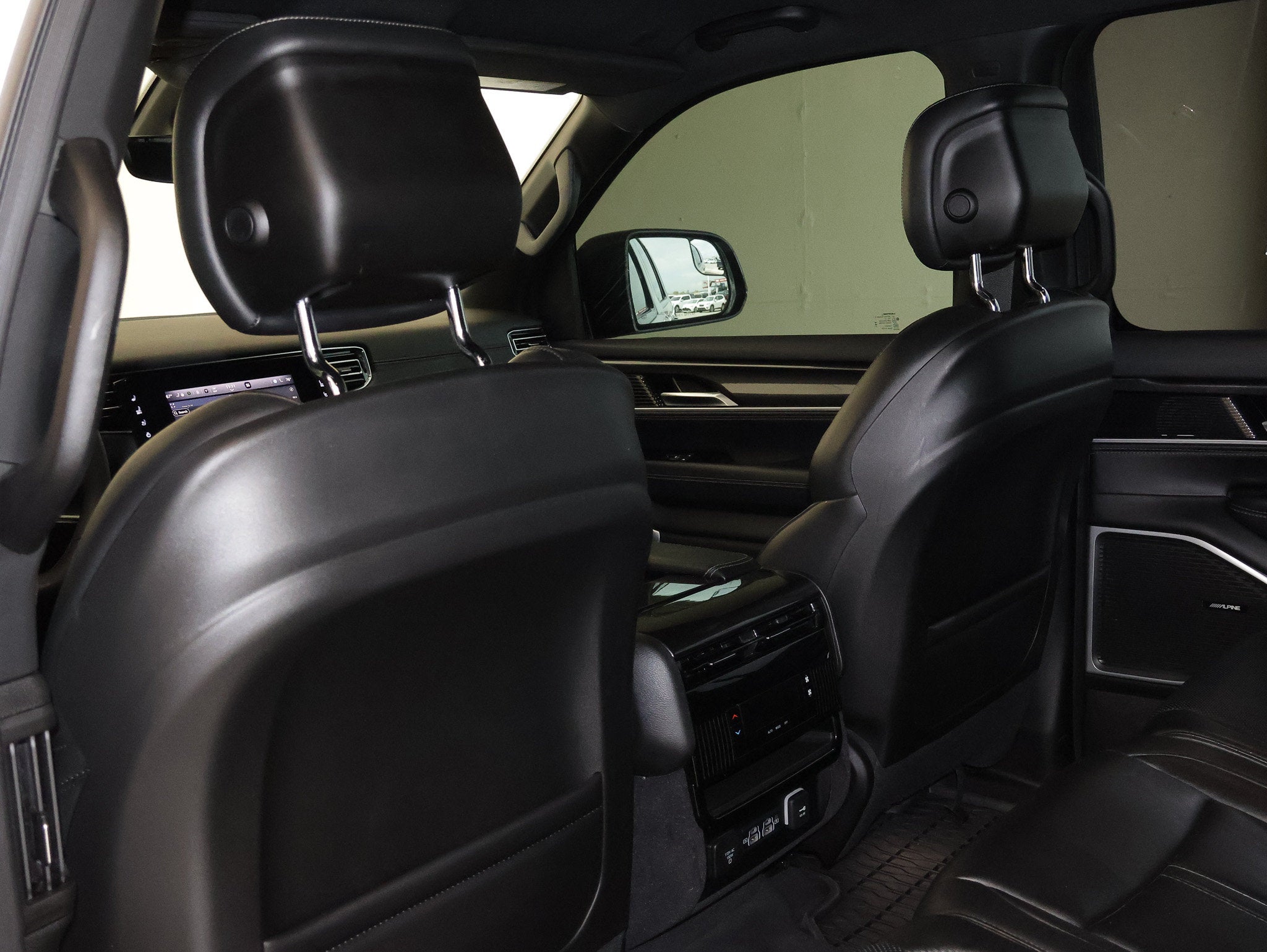 2024 Jeep Wagoneer Base