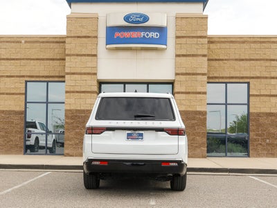 2024 Jeep Wagoneer Base