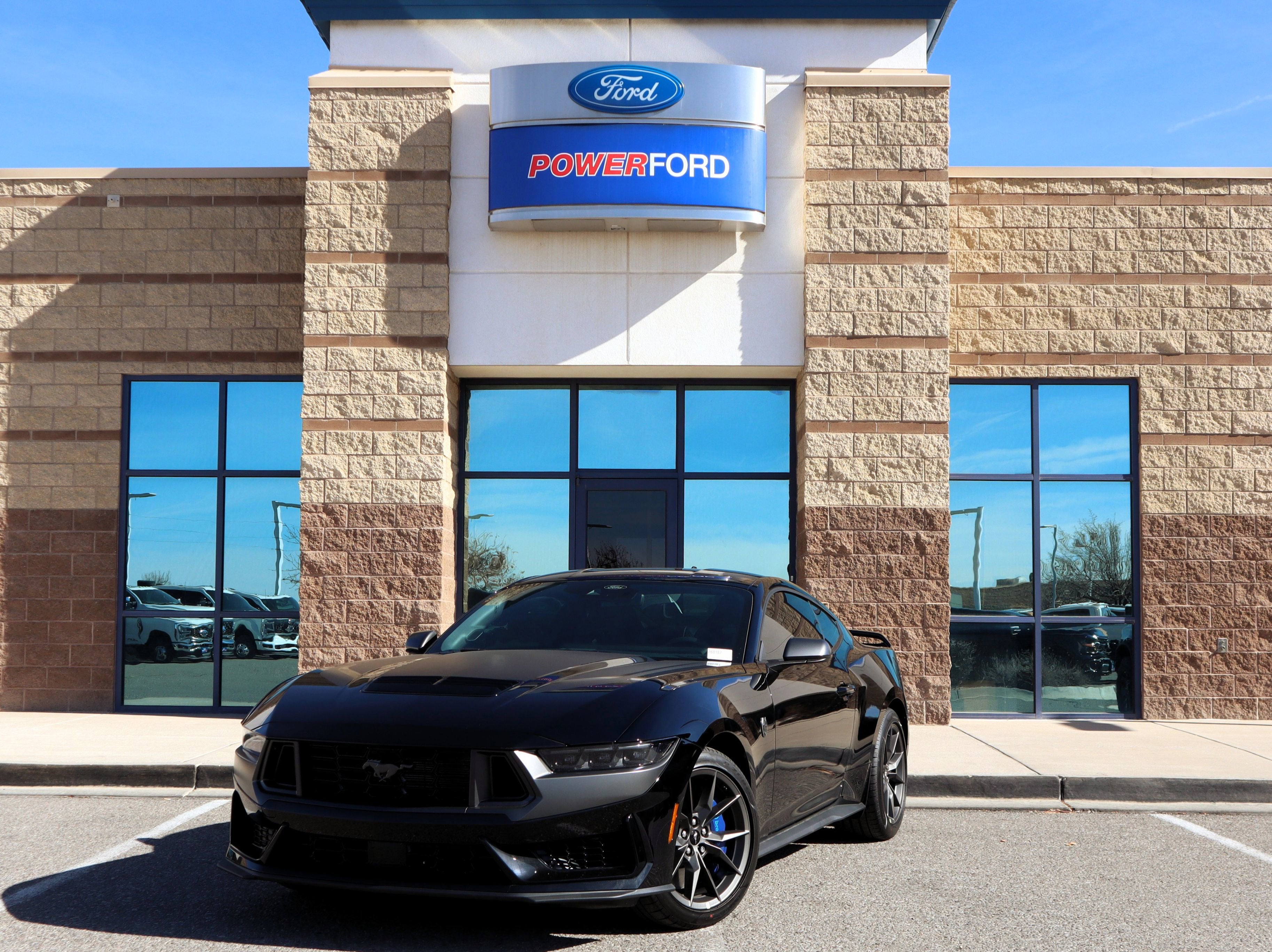 2026 Ford Mustang Dark Horse