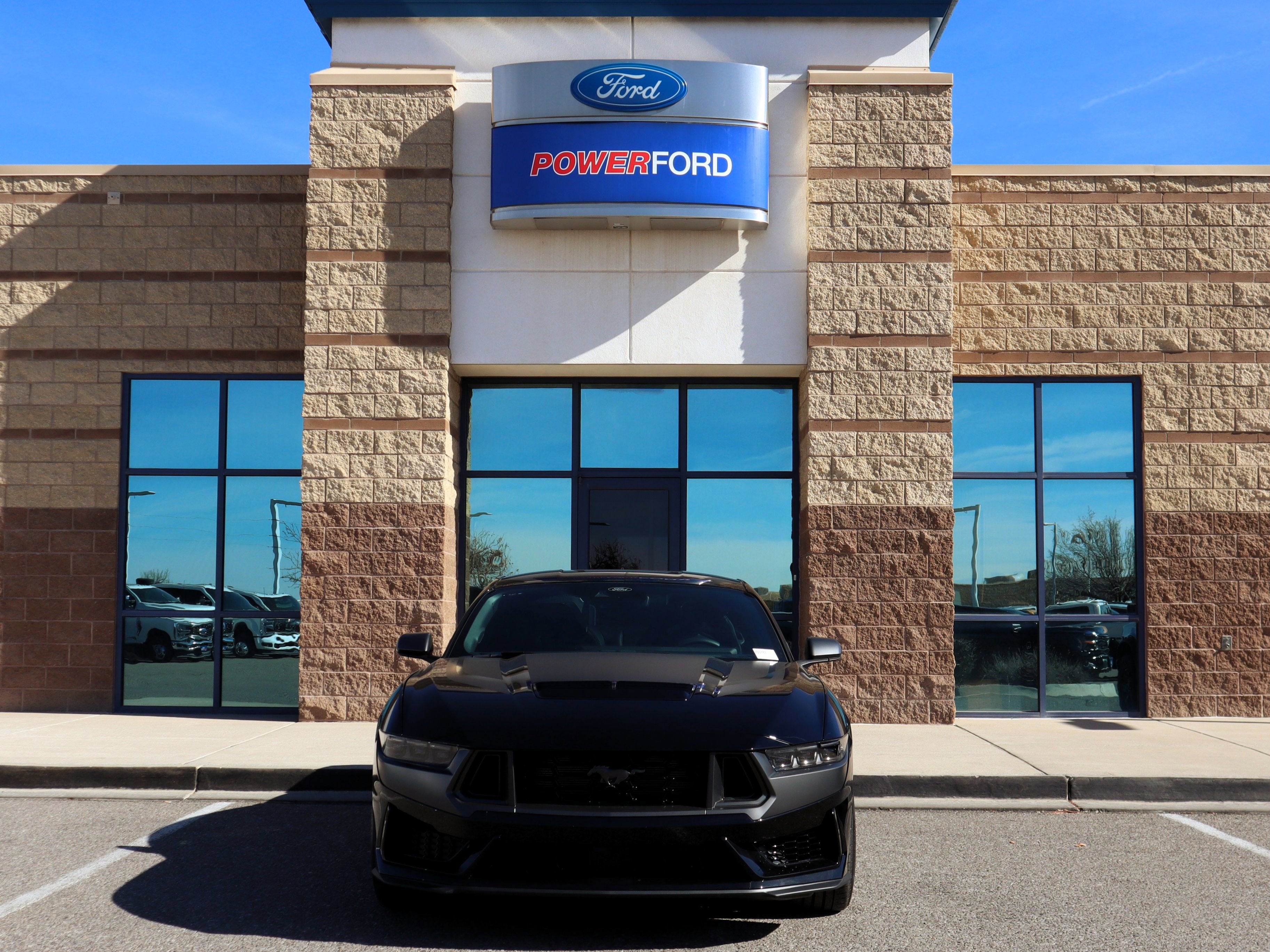 2026 Ford Mustang Dark Horse