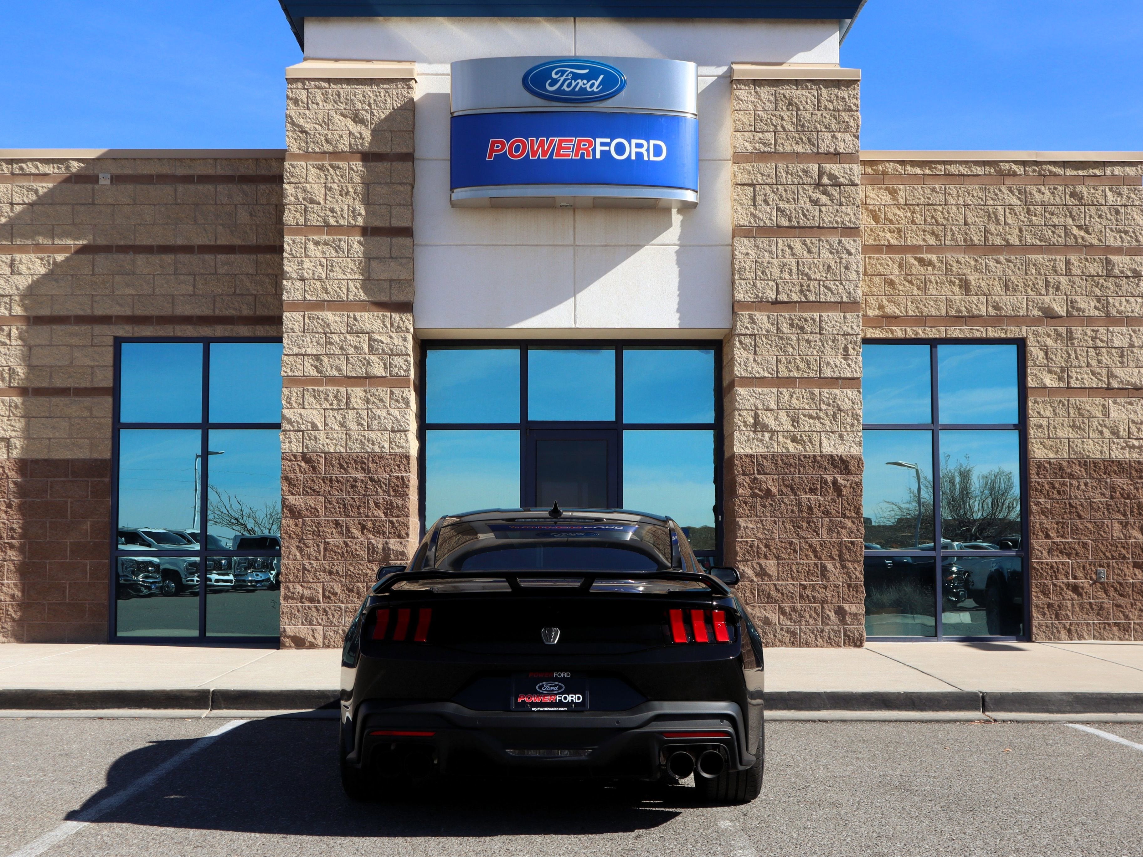 2026 Ford Mustang Dark Horse