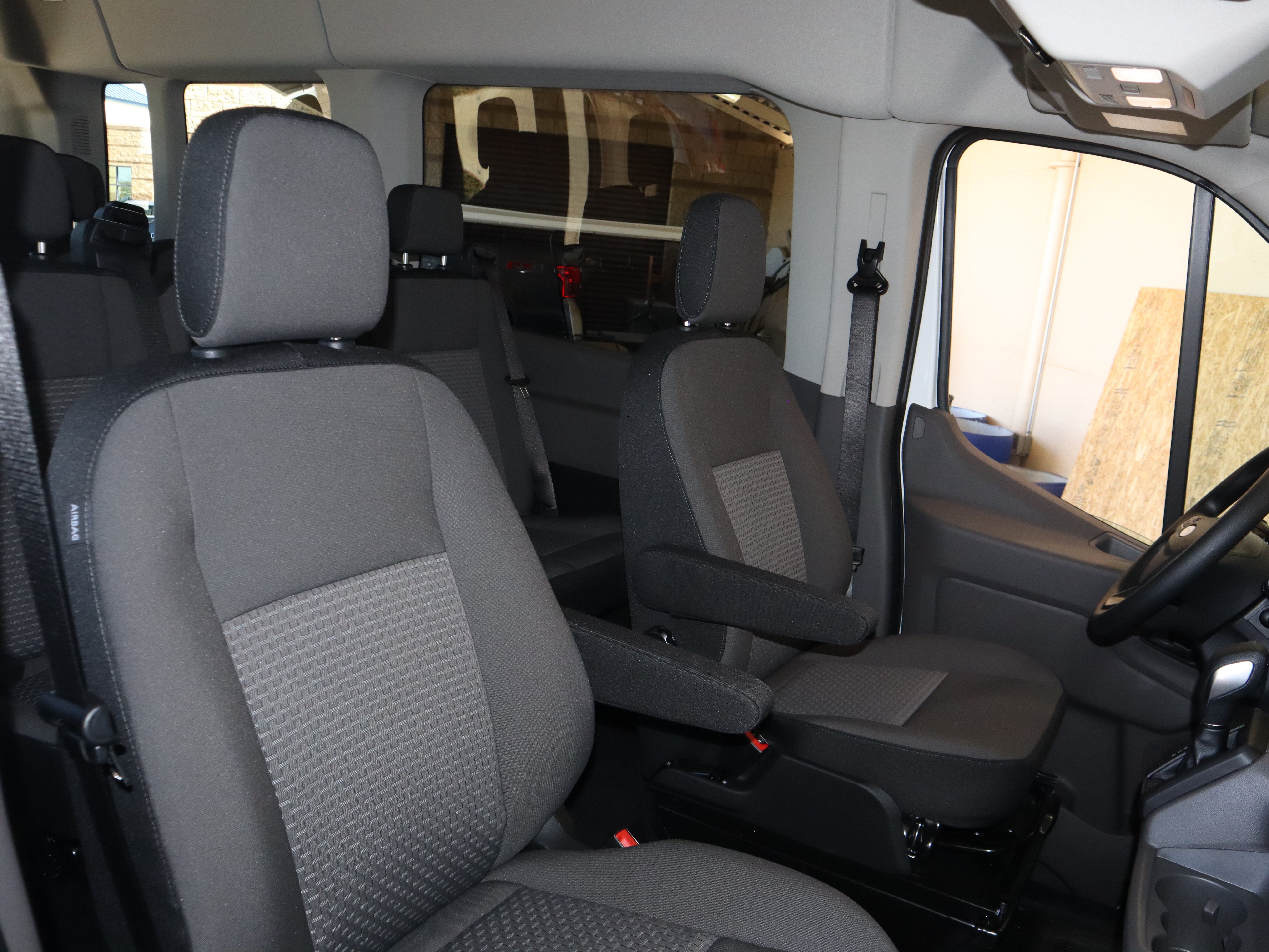 2027 Ford Transit-350 XL