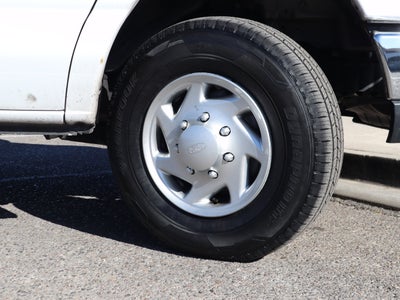 2013 Ford E-350SD XLT