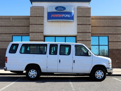 2013 Ford E-350SD XLT