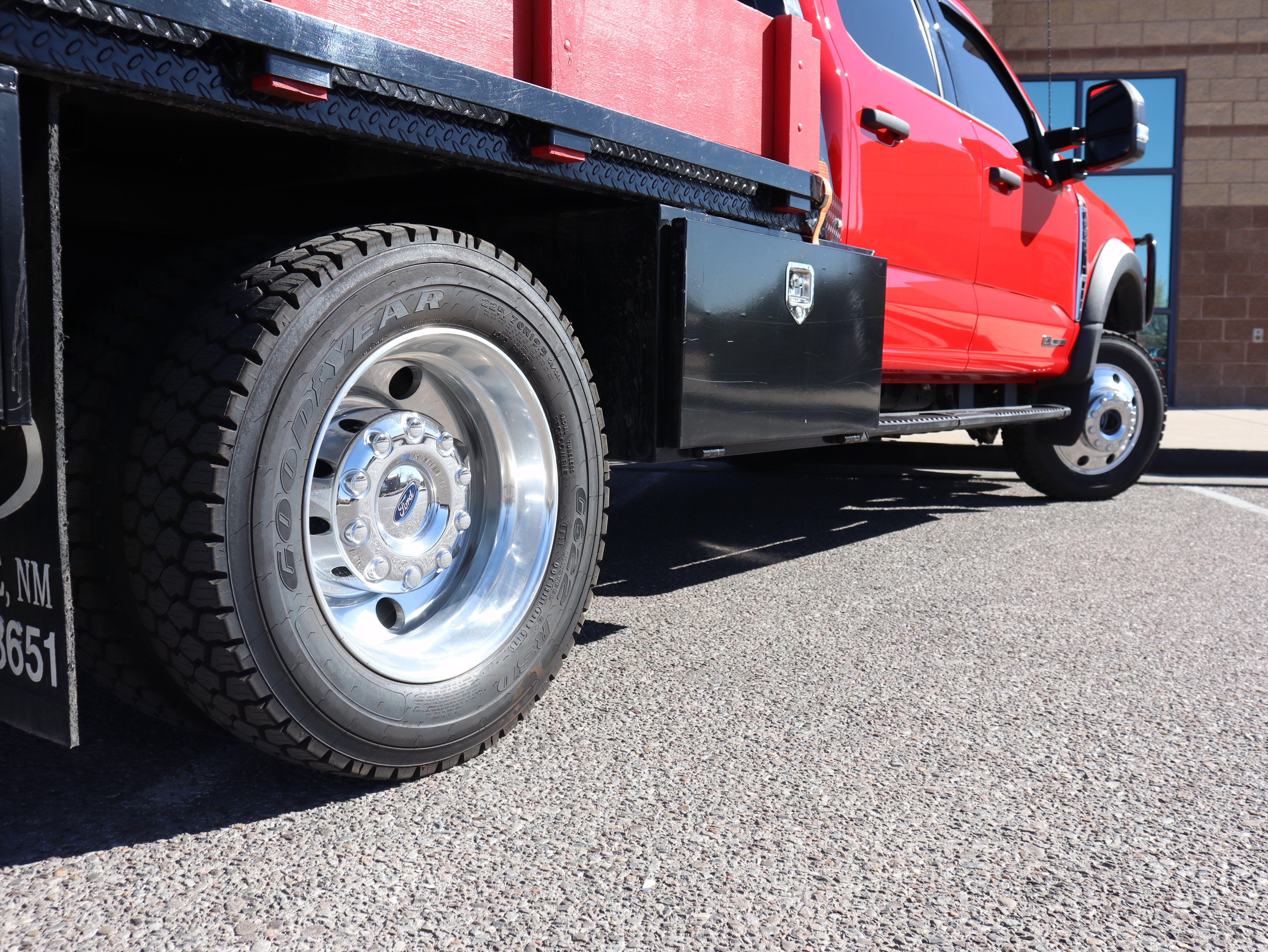 2023 Ford F-550SD XLT DRW