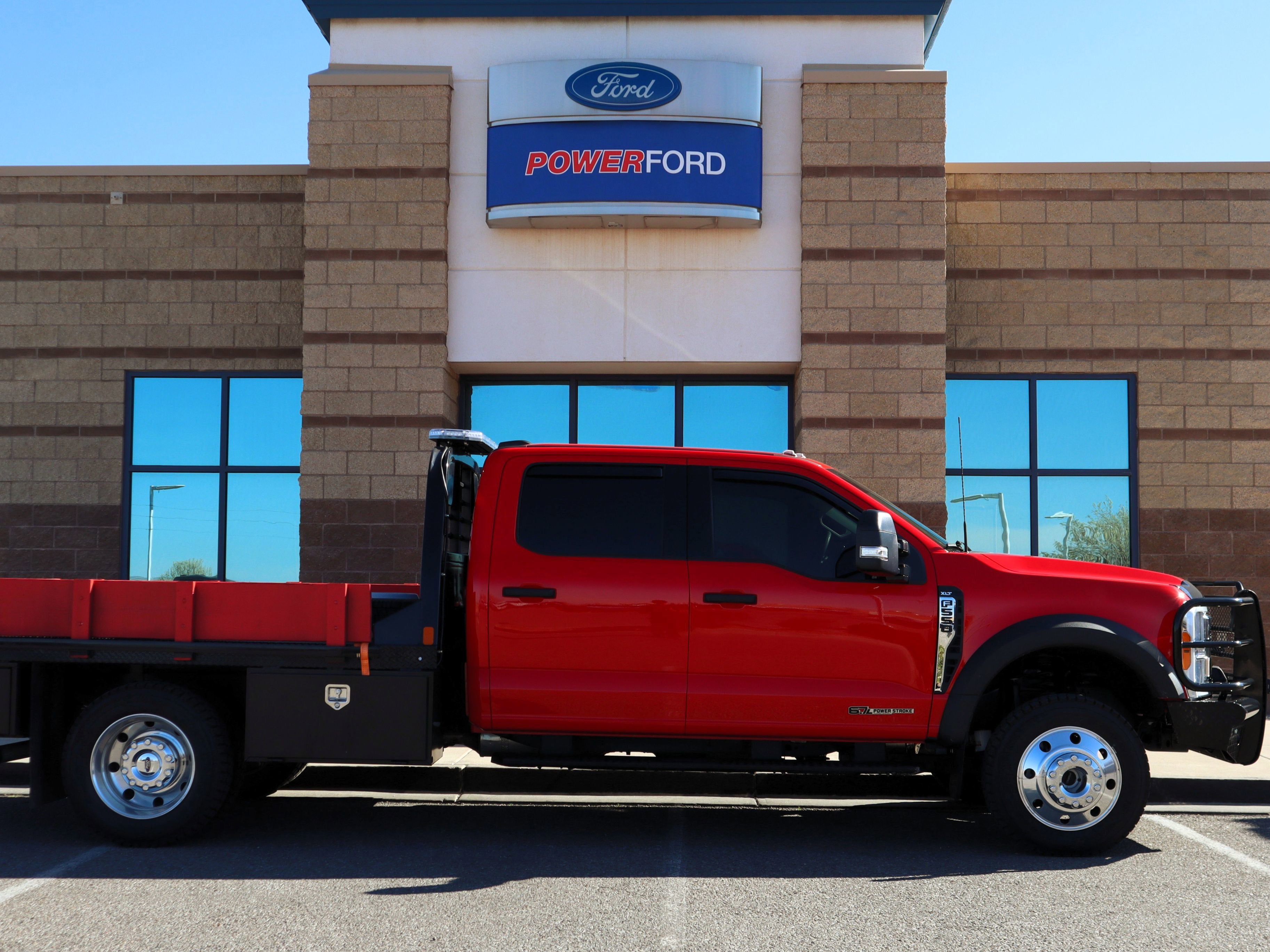 2023 Ford F-550SD XLT DRW