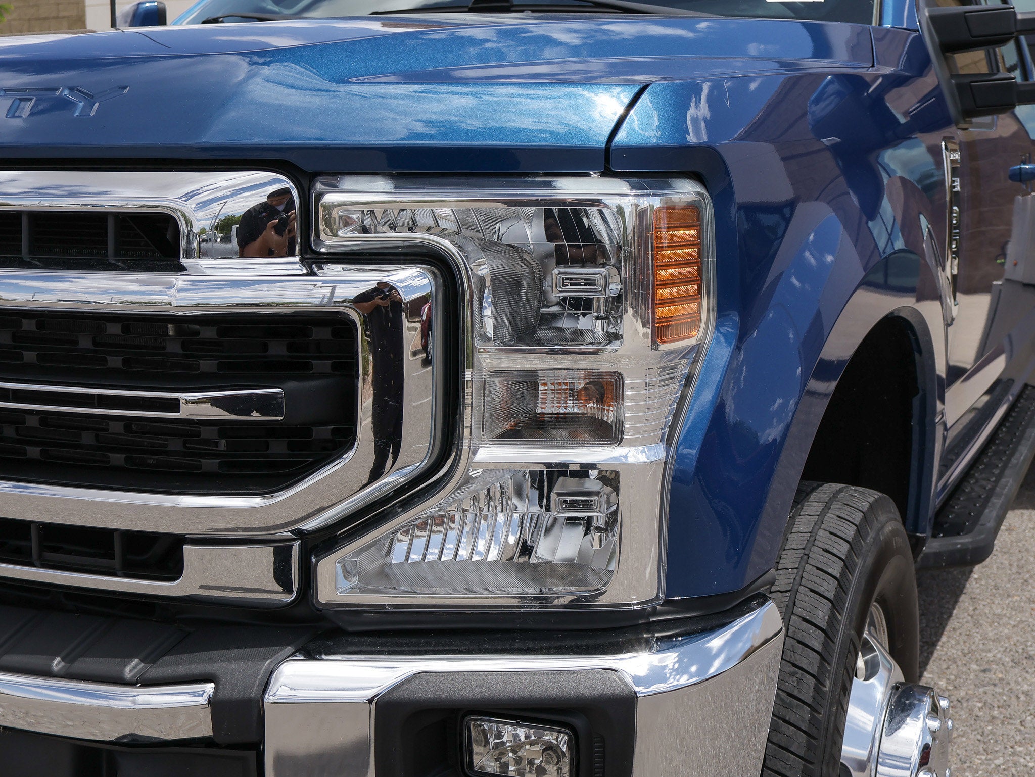2022 Ford F-350SD Lariat DRW