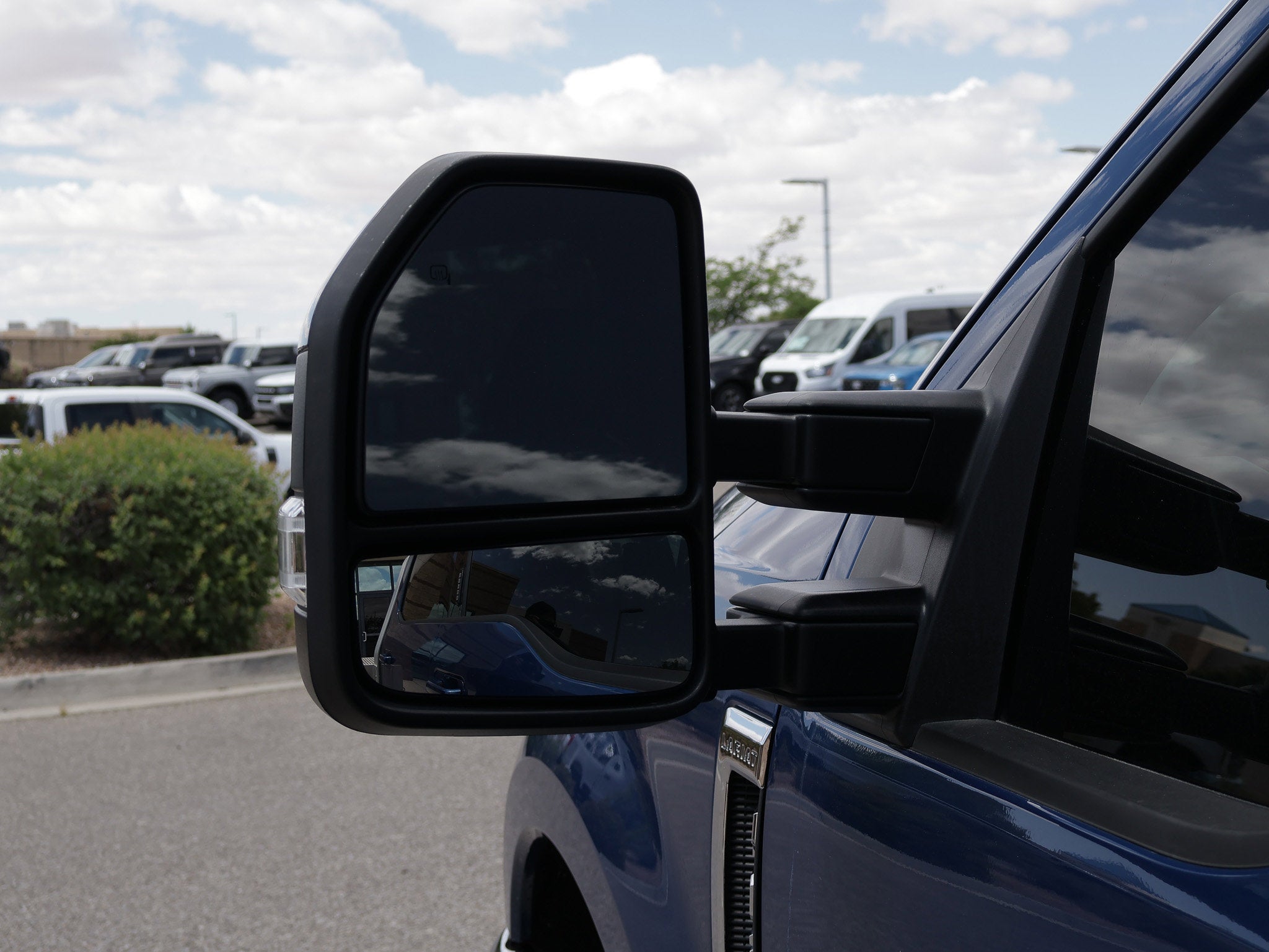 2022 Ford F-350SD Lariat DRW