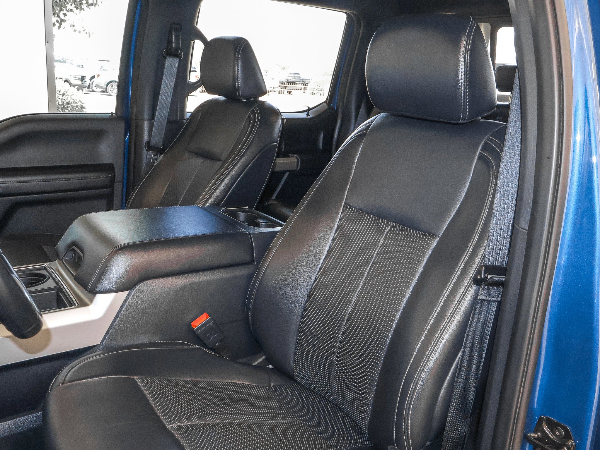 2022 Ford F-350SD Lariat DRW