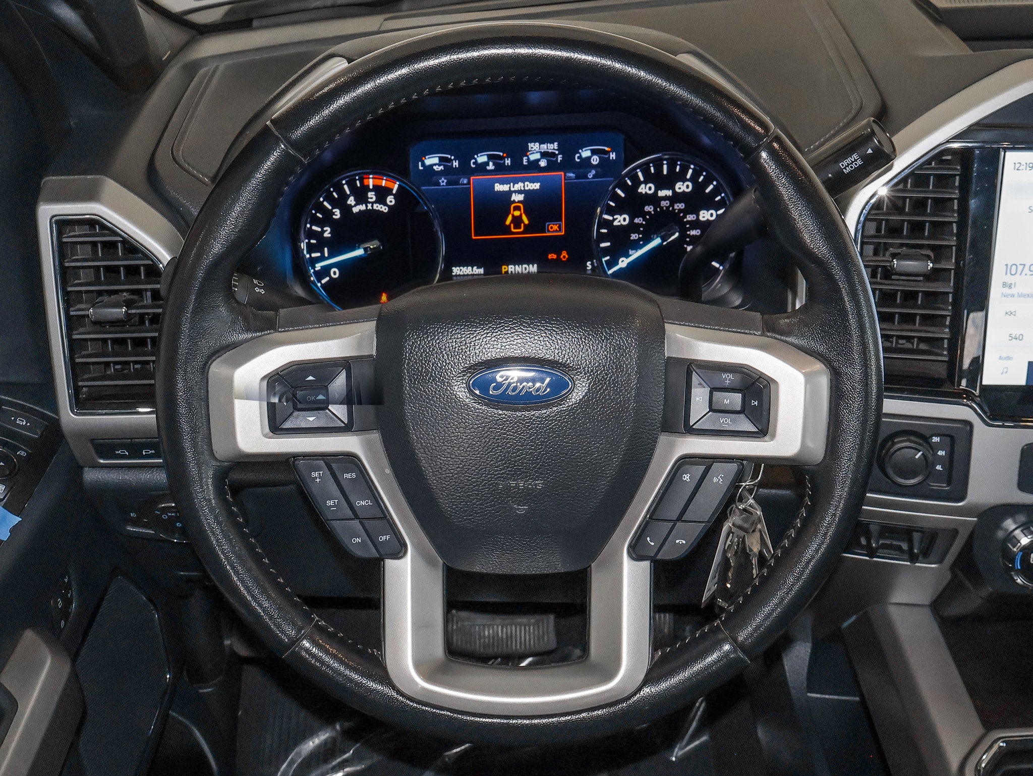 2022 Ford F-350SD Lariat DRW