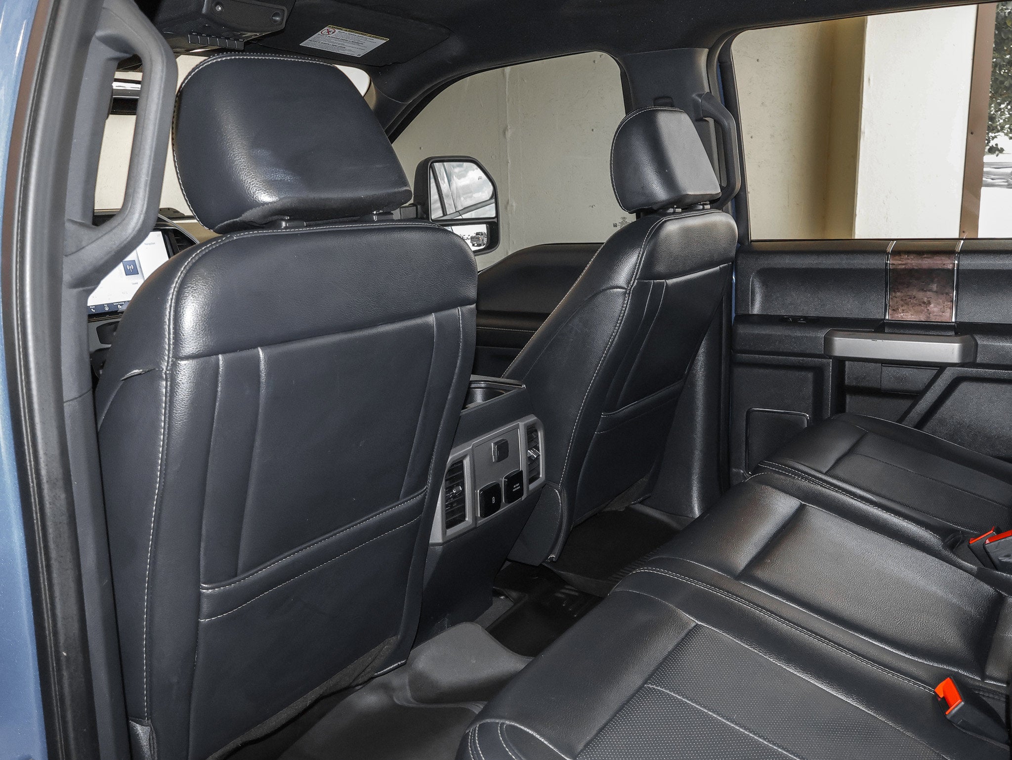 2022 Ford F-350SD Lariat DRW