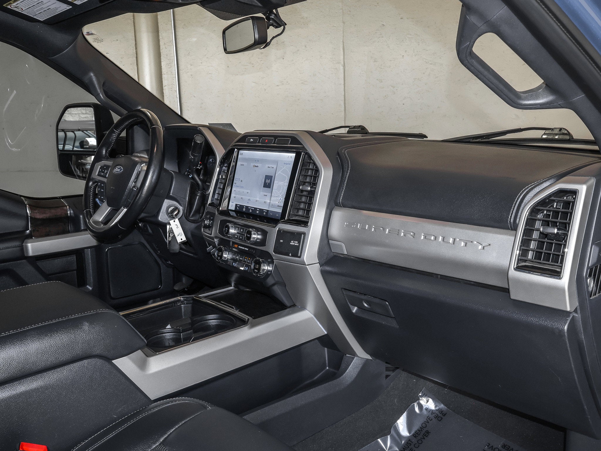 2022 Ford F-350SD Lariat DRW
