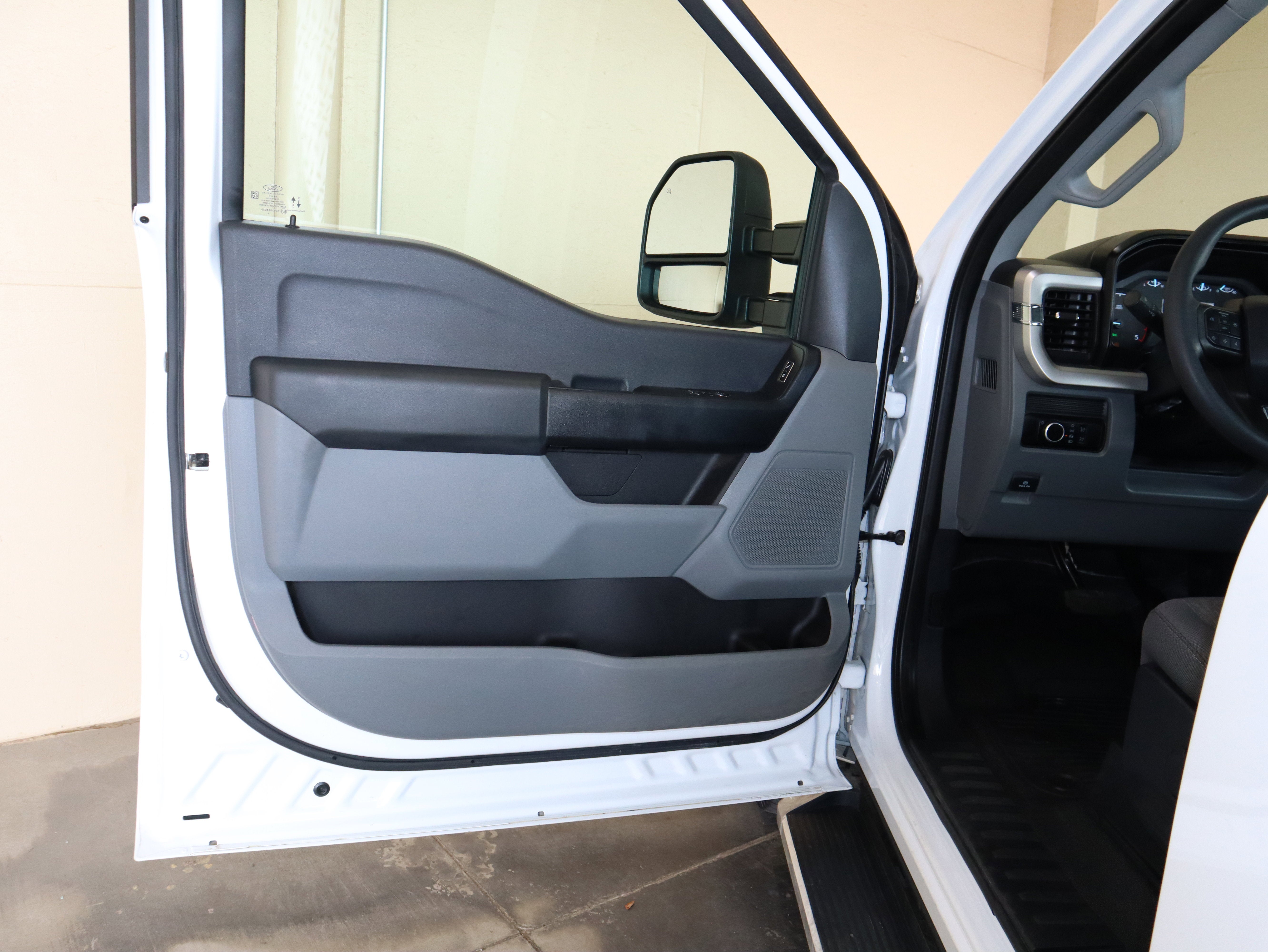 2025 Ford F-350SD XL DRW