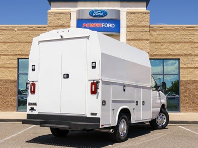 2025 Ford E-350SD Base Cutaway
