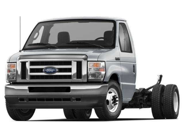 2026 Ford E-450SD Base DRW