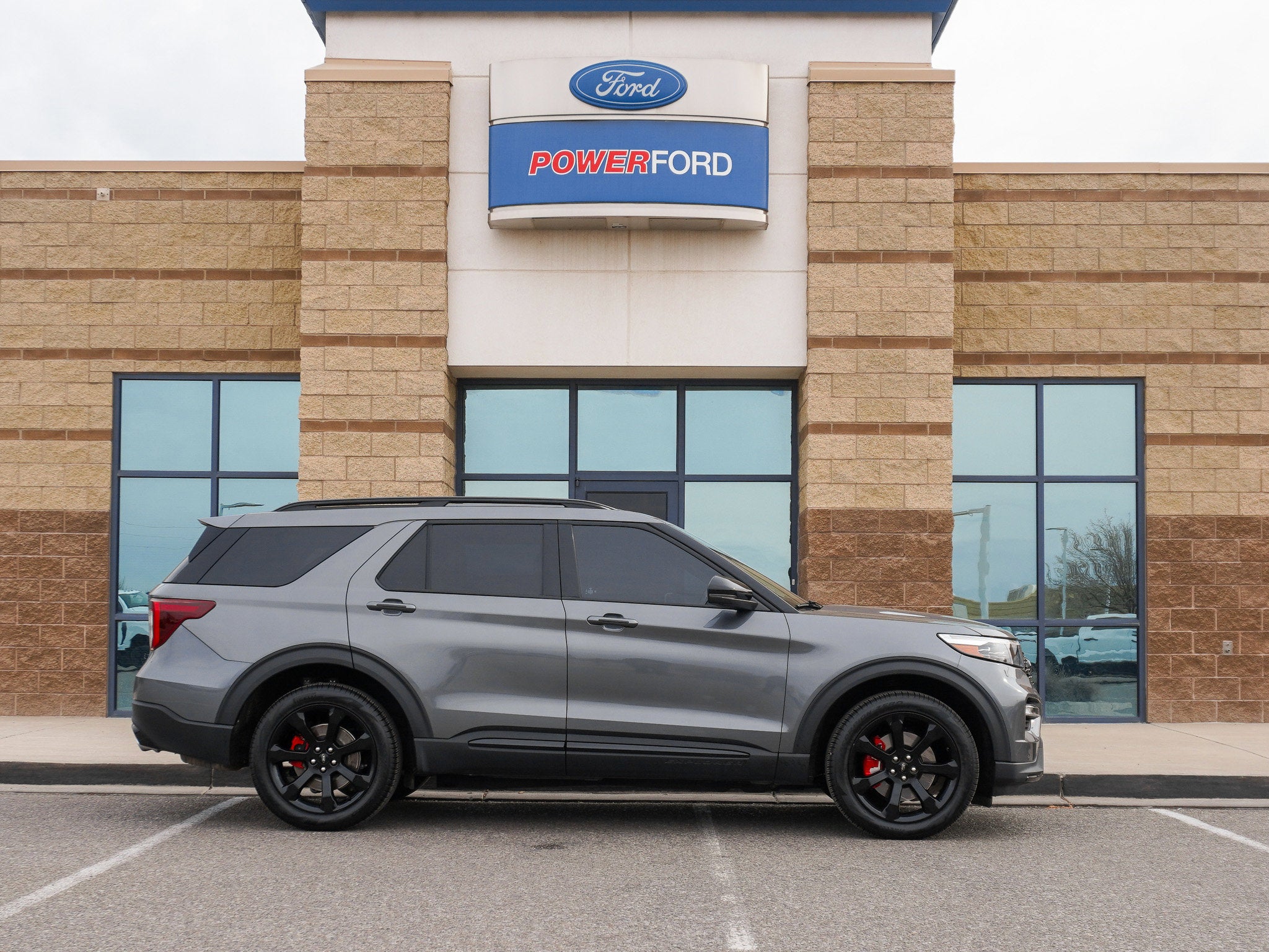 2023 Ford Explorer ST