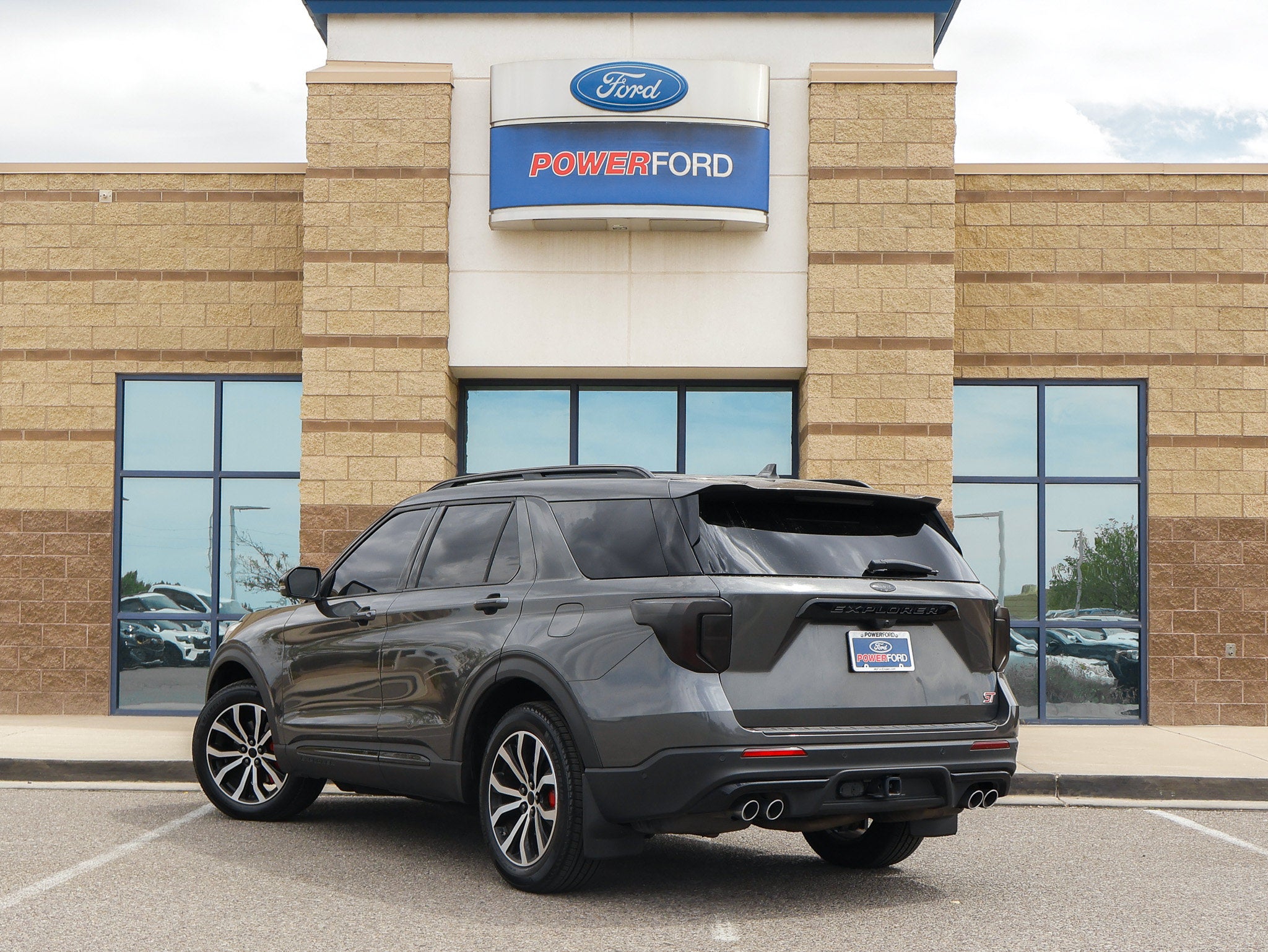 2020 Ford Explorer ST