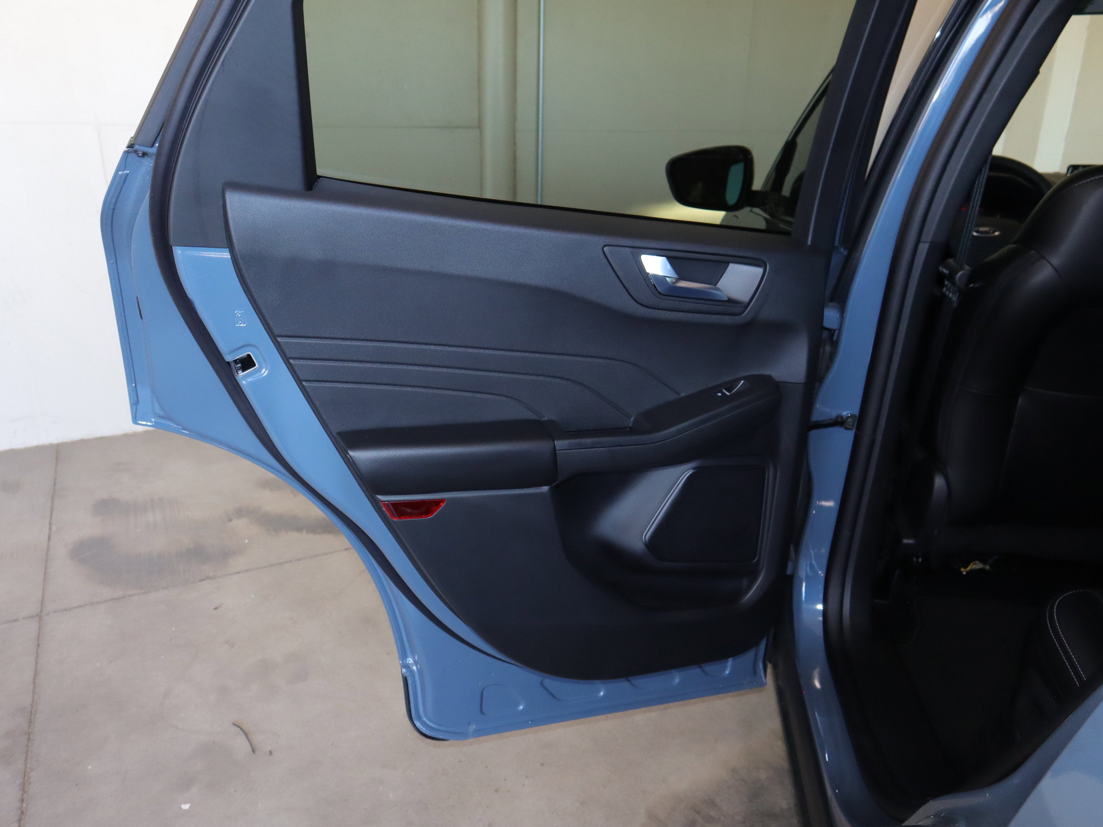 2025 Ford Escape Plug-In Hybrid Base