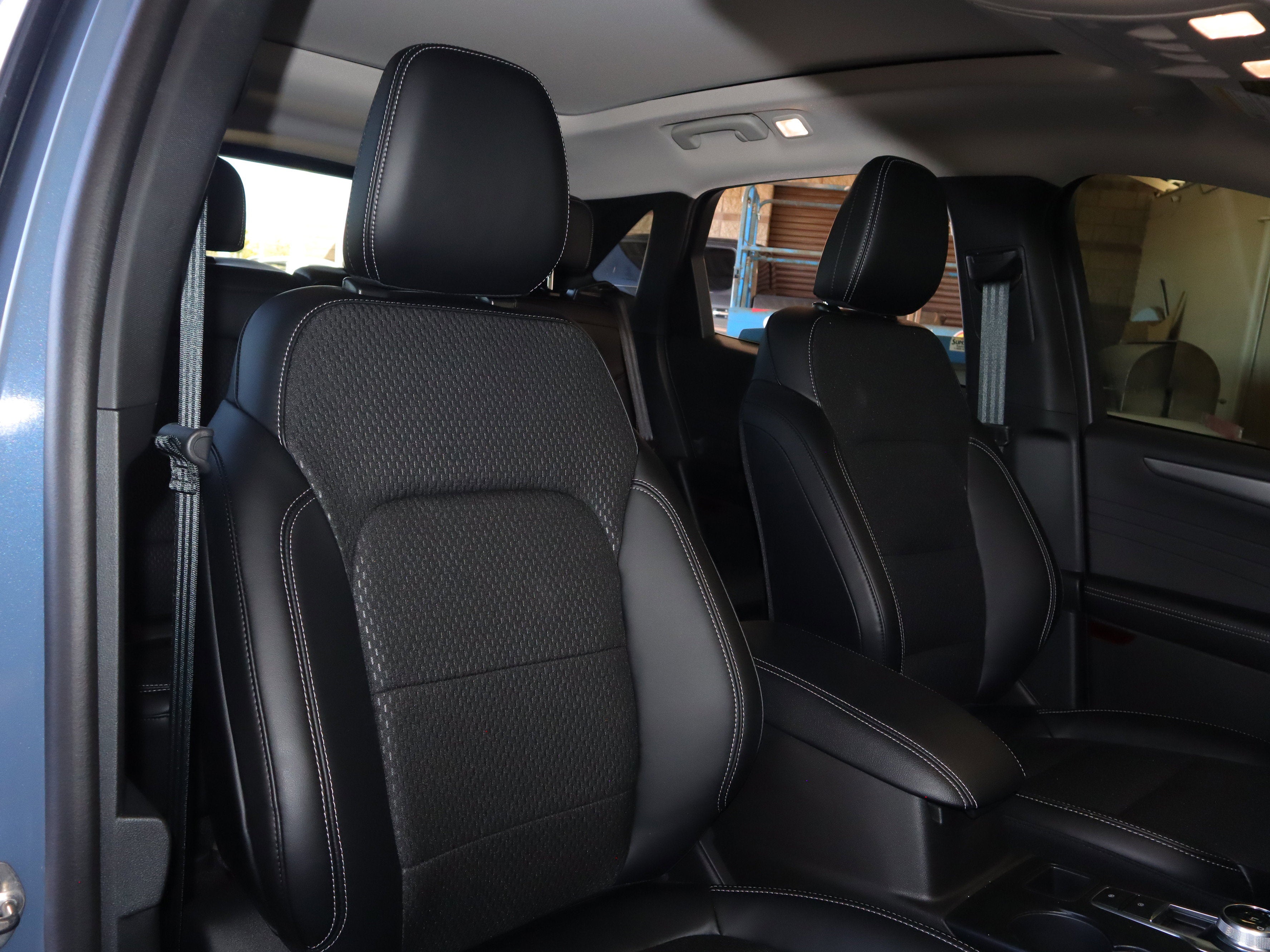 2025 Ford Escape Plug-In Hybrid Base