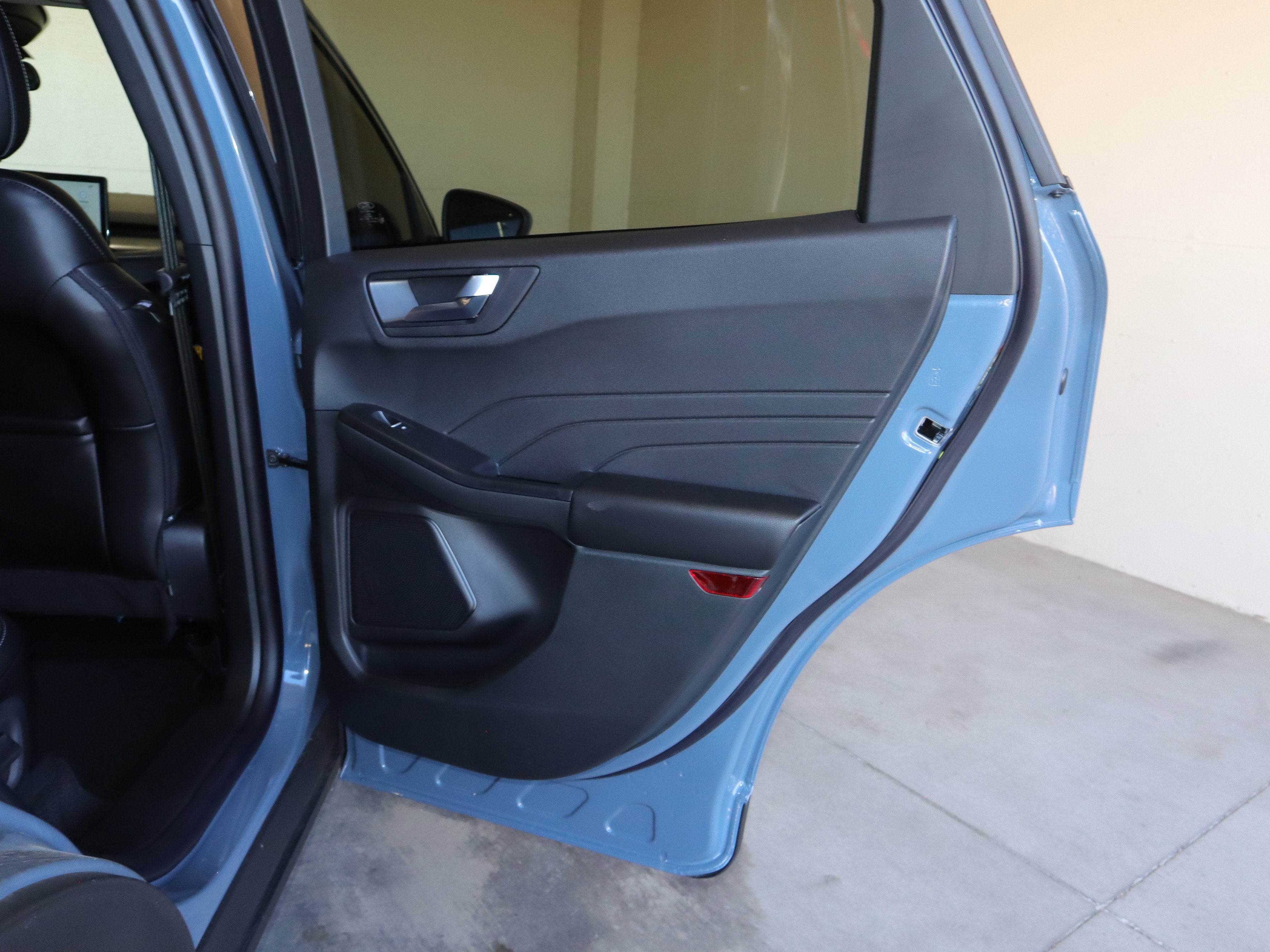 2025 Ford Escape Plug-In Hybrid Base