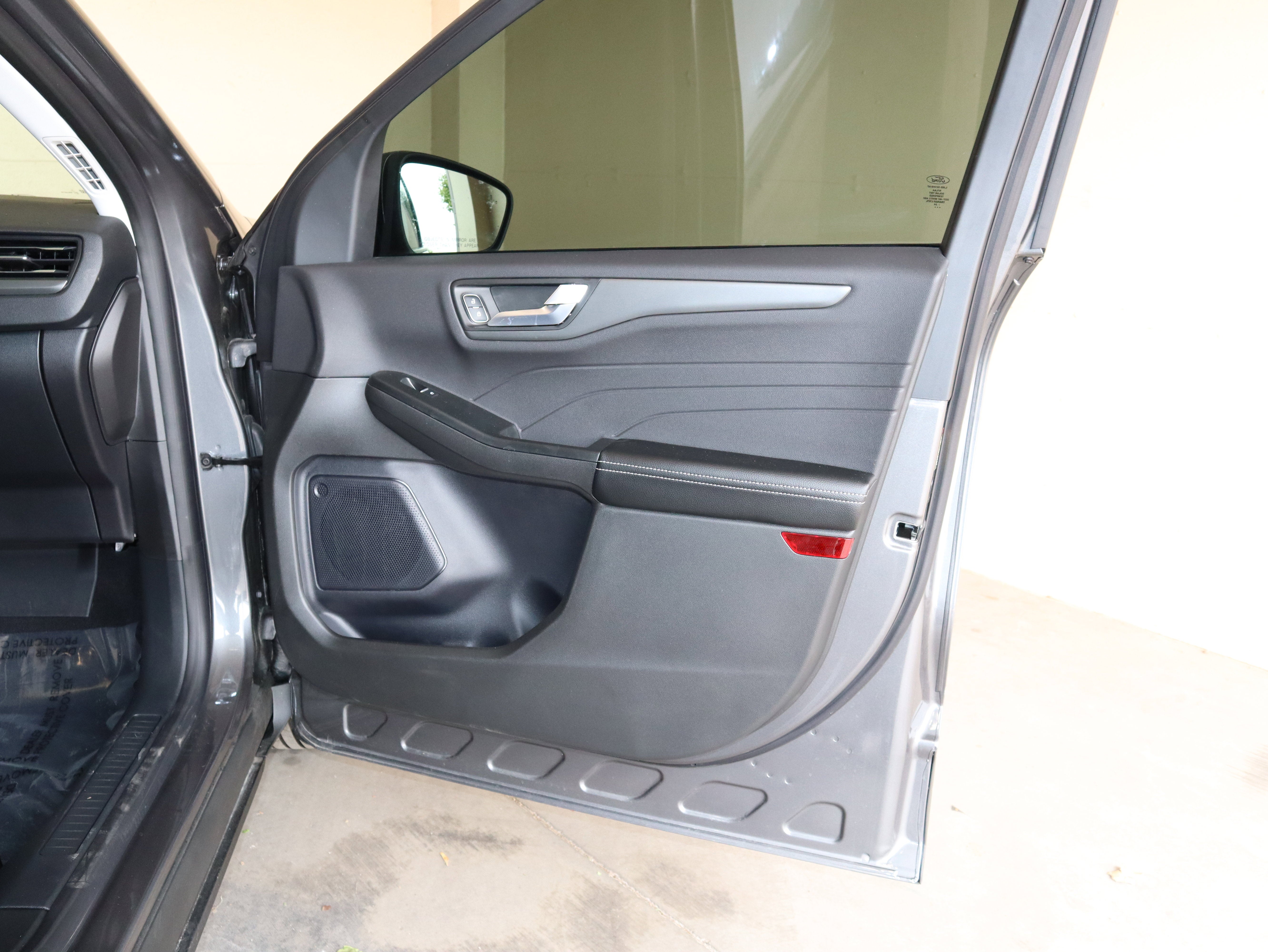 2024 Ford Escape Plug-In Hybrid Base
