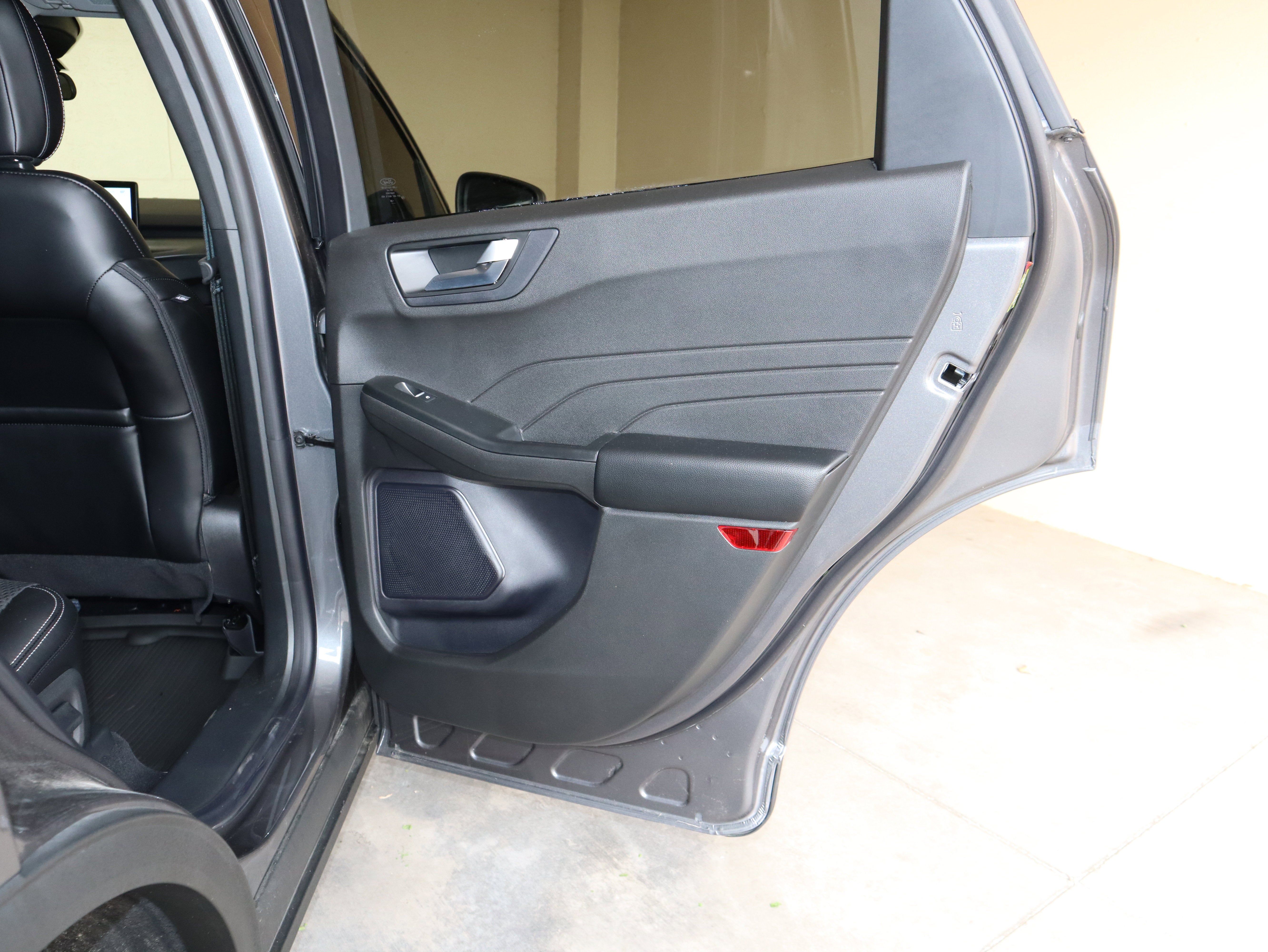 2024 Ford Escape Plug-In Hybrid Base