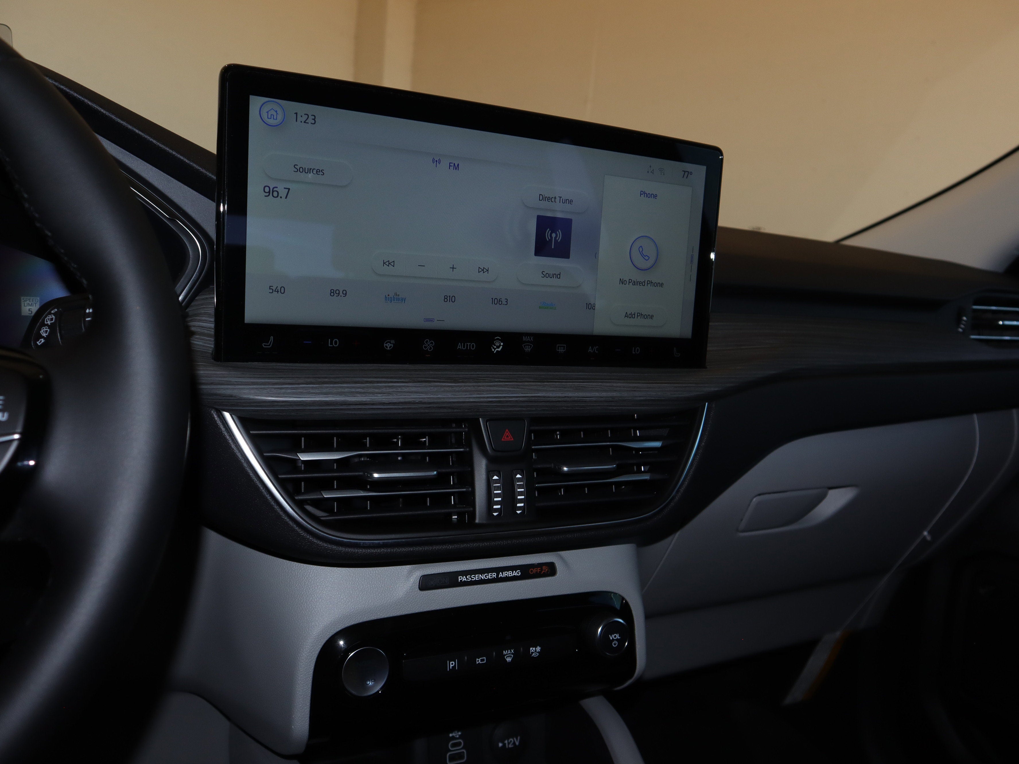 2025 Ford Escape Plug-In Hybrid Base