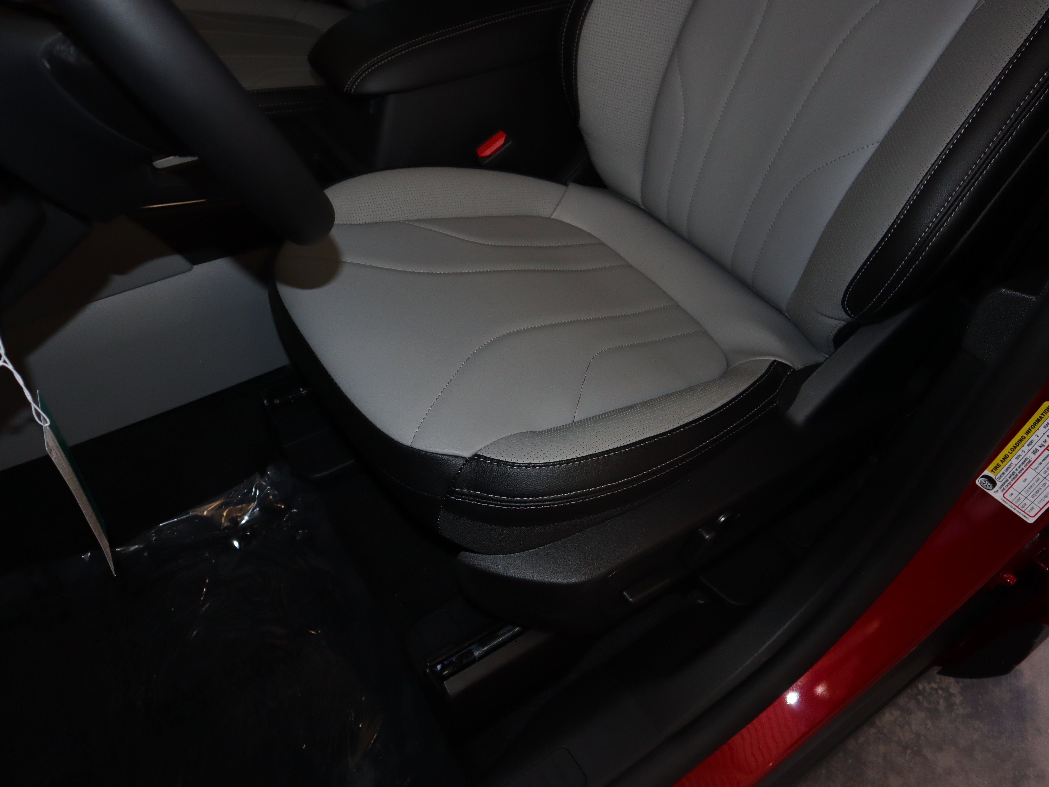 2025 Ford Escape Plug-In Hybrid Base