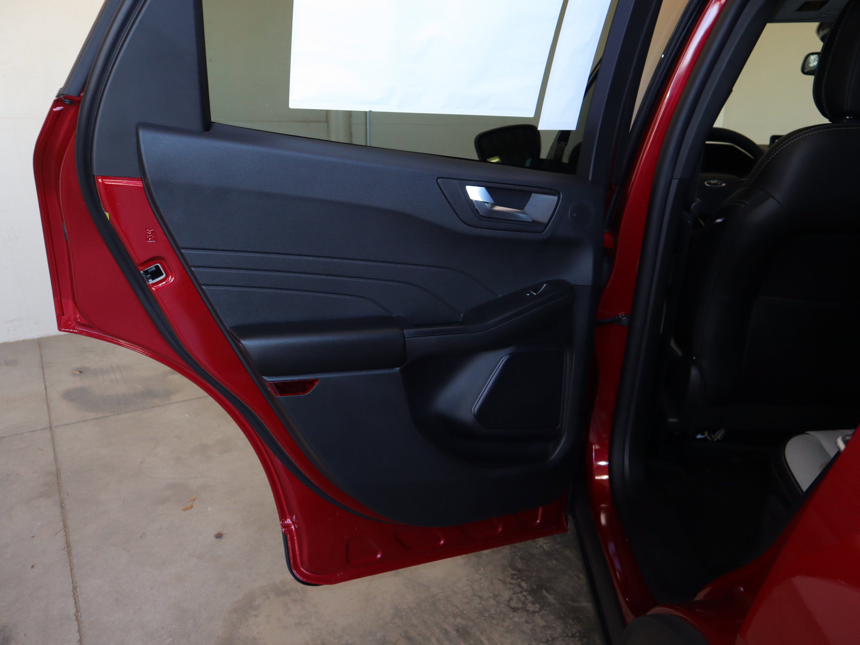 2025 Ford Escape Plug-In Hybrid Base