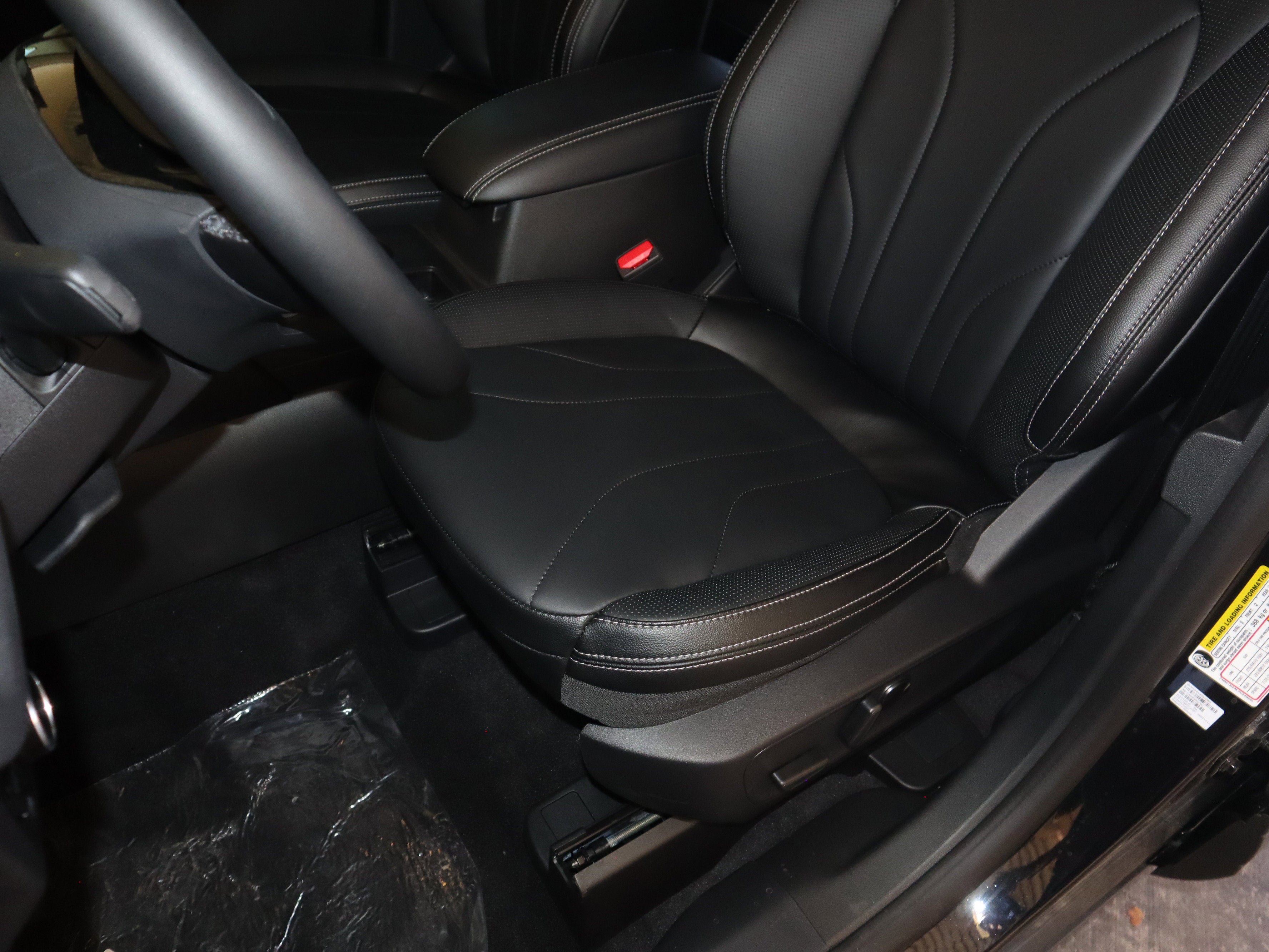 2025 Ford Escape Plug-In Hybrid Base