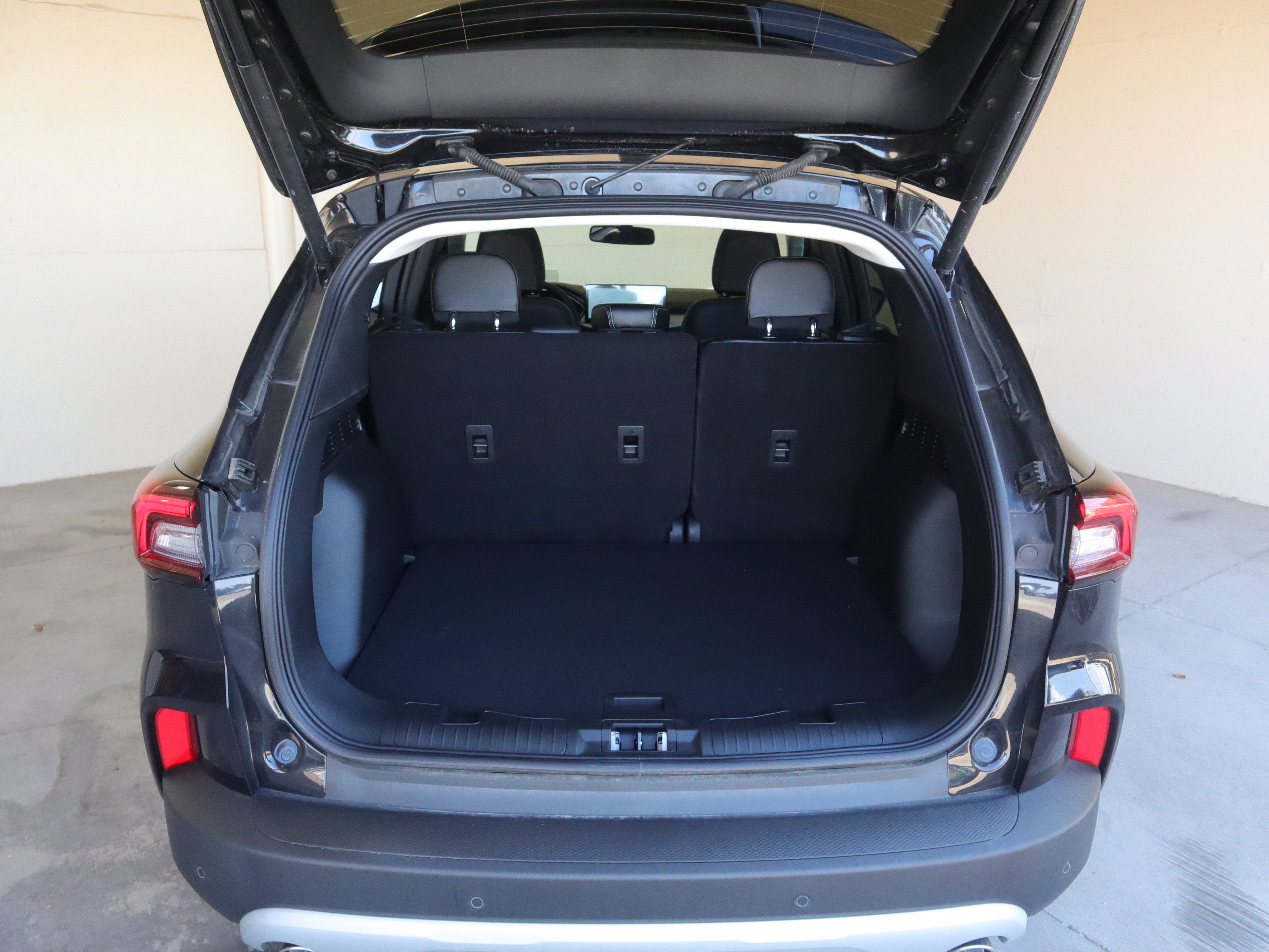 2025 Ford Escape Plug-In Hybrid Base