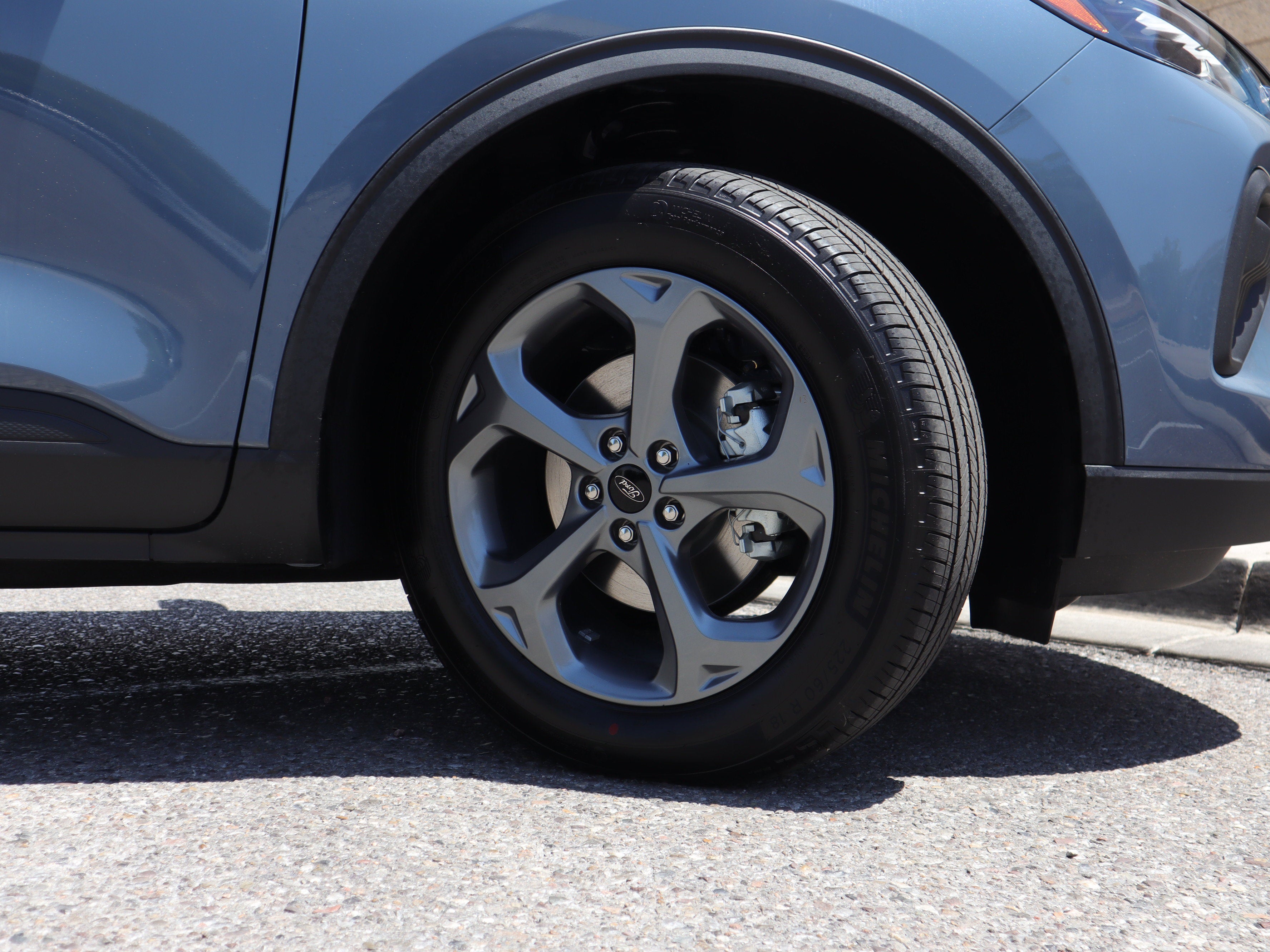 2025 Ford Escape Hybrid ST-Line