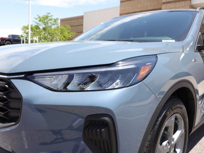 2025 Ford Escape Hybrid ST-Line