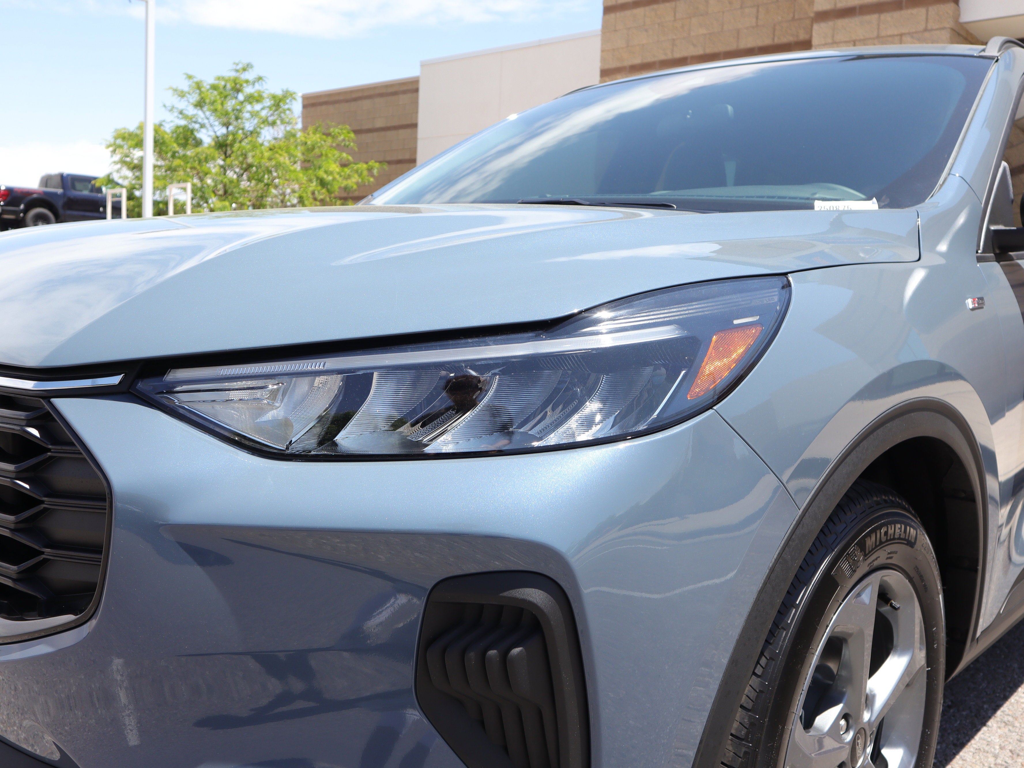 2025 Ford Escape Hybrid ST-Line