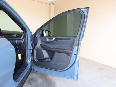 2025 Ford Escape Hybrid ST-Line