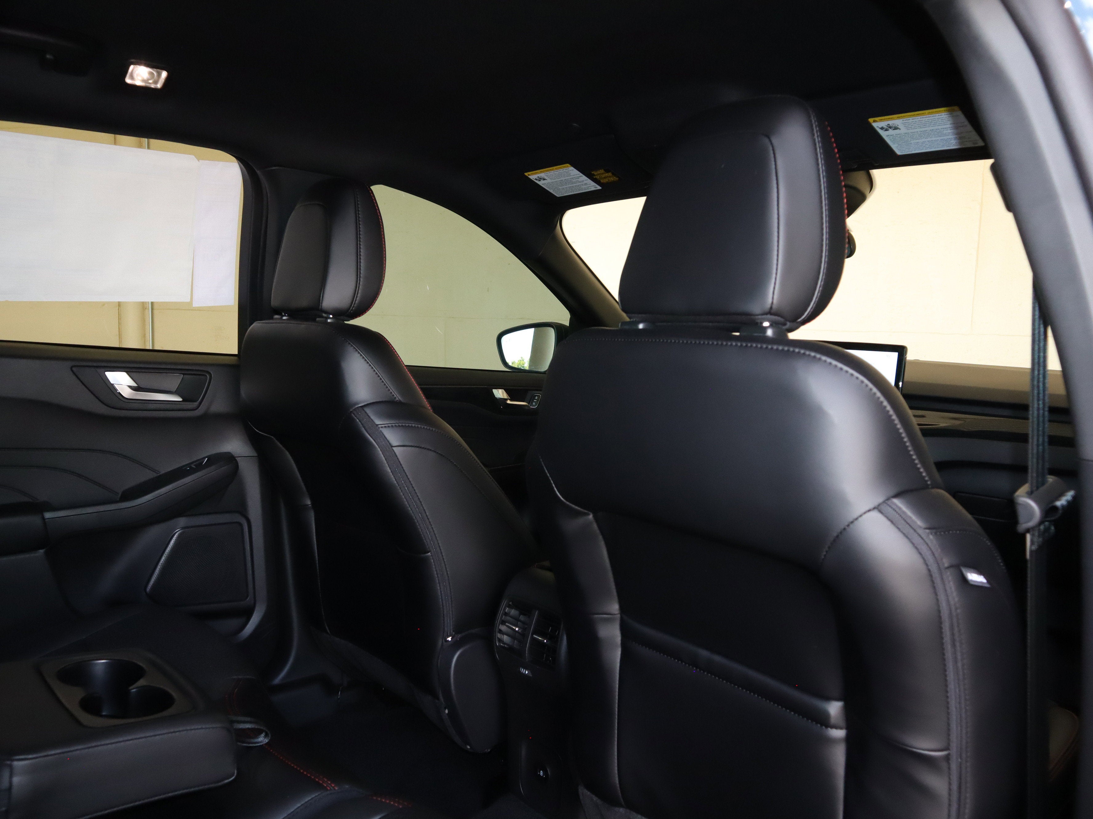 2025 Ford Escape Hybrid ST-Line