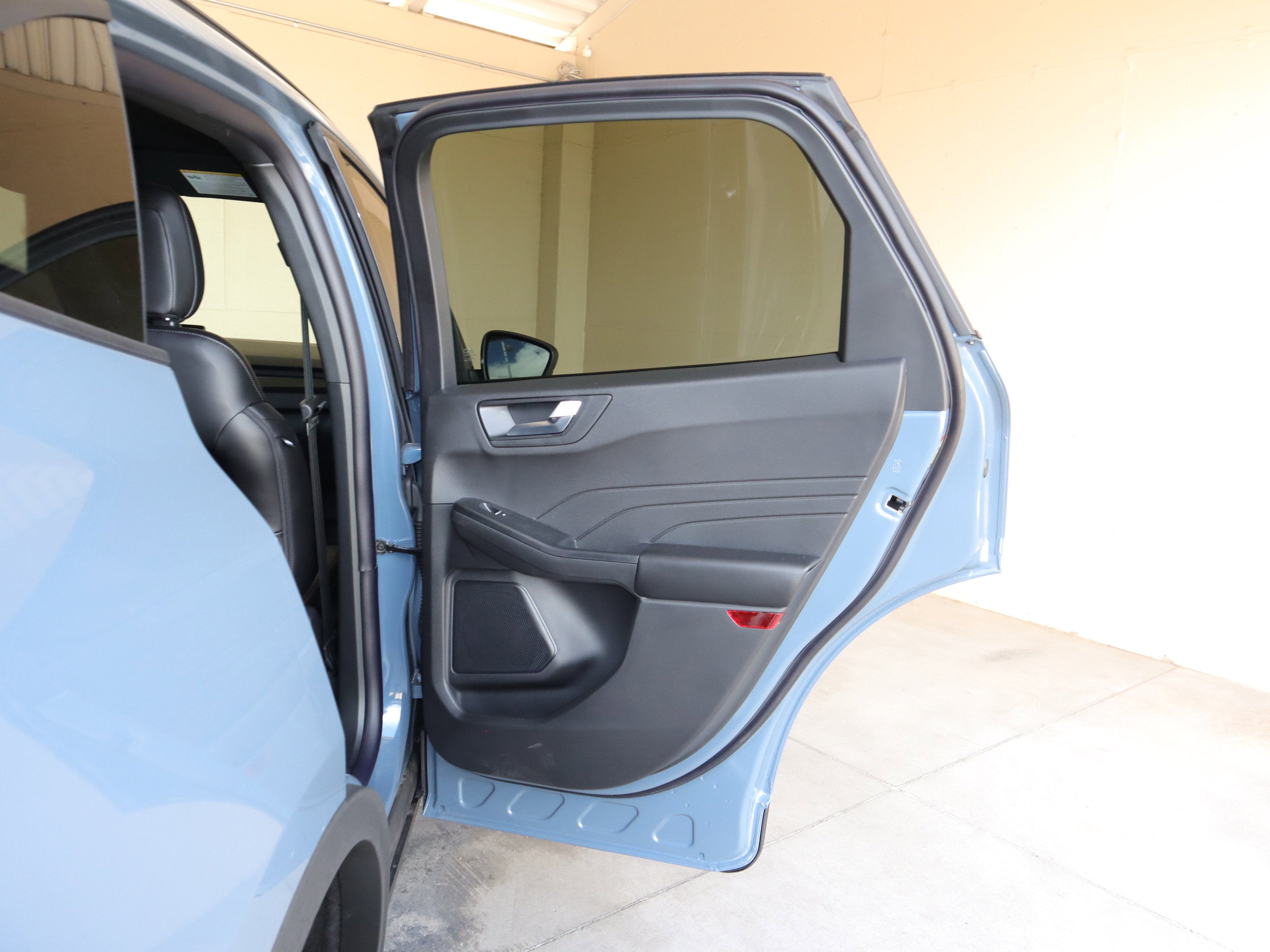 2025 Ford Escape Hybrid ST-Line