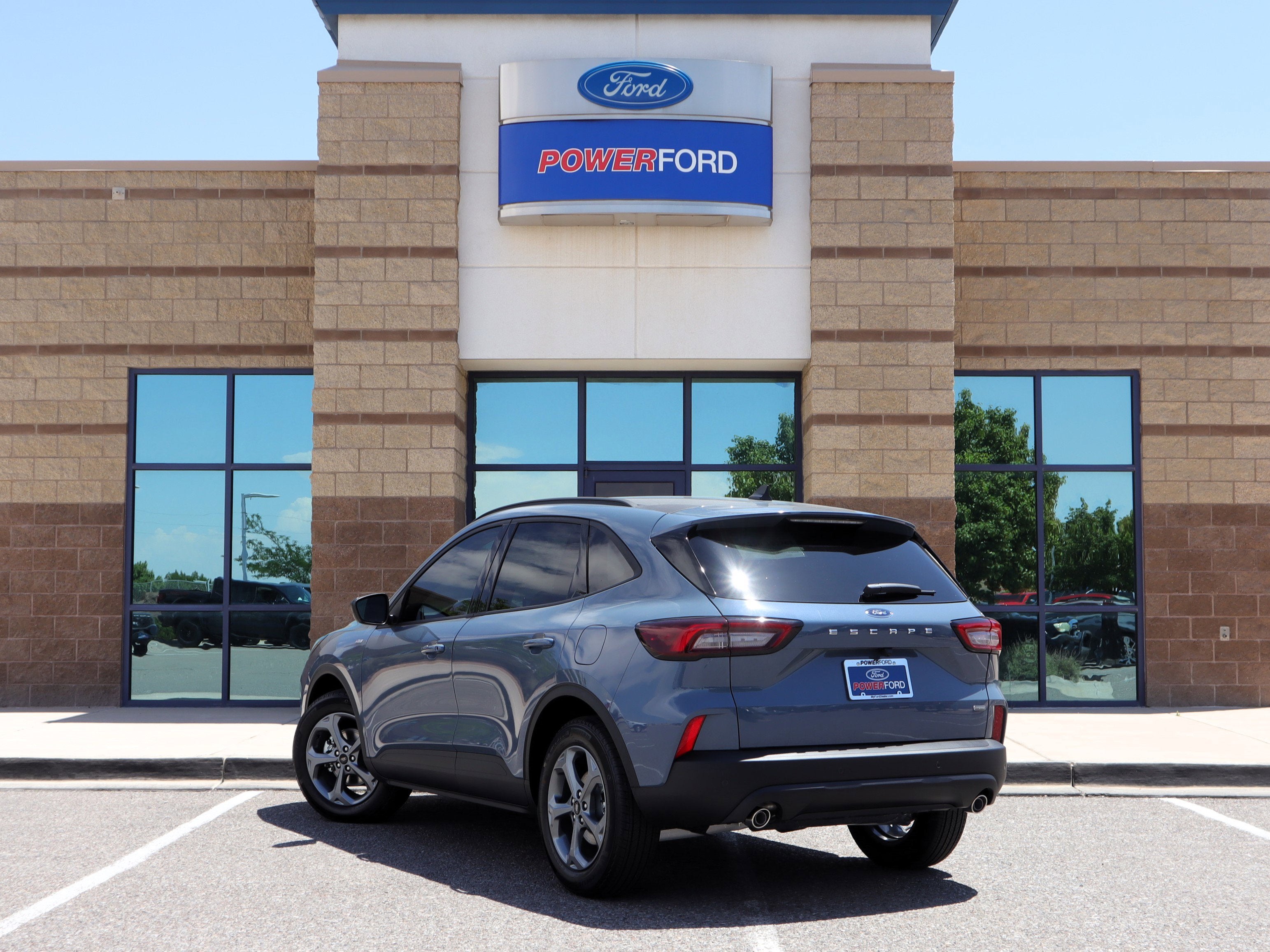 2025 Ford Escape Hybrid ST-Line