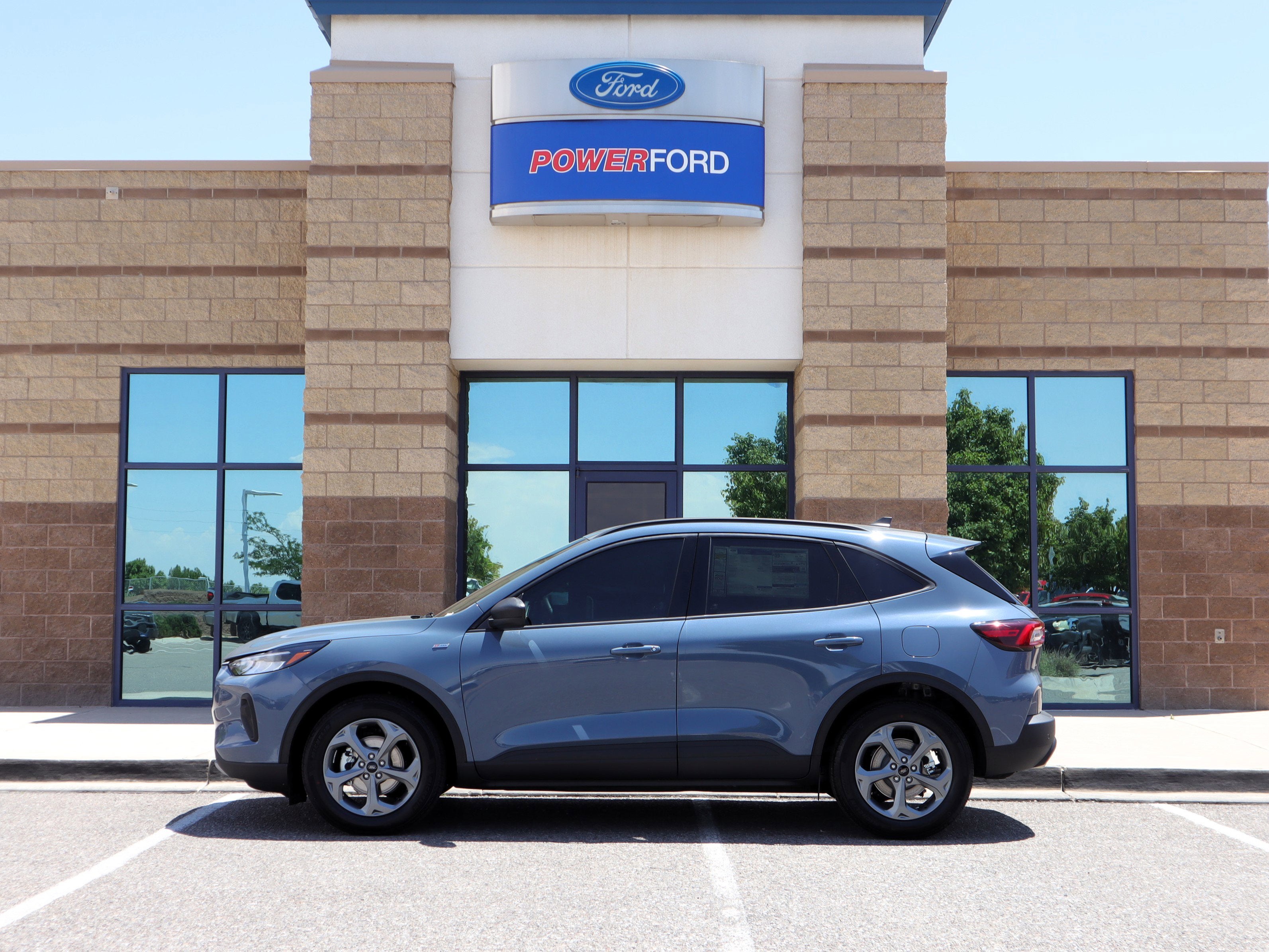 2025 Ford Escape Hybrid ST-Line