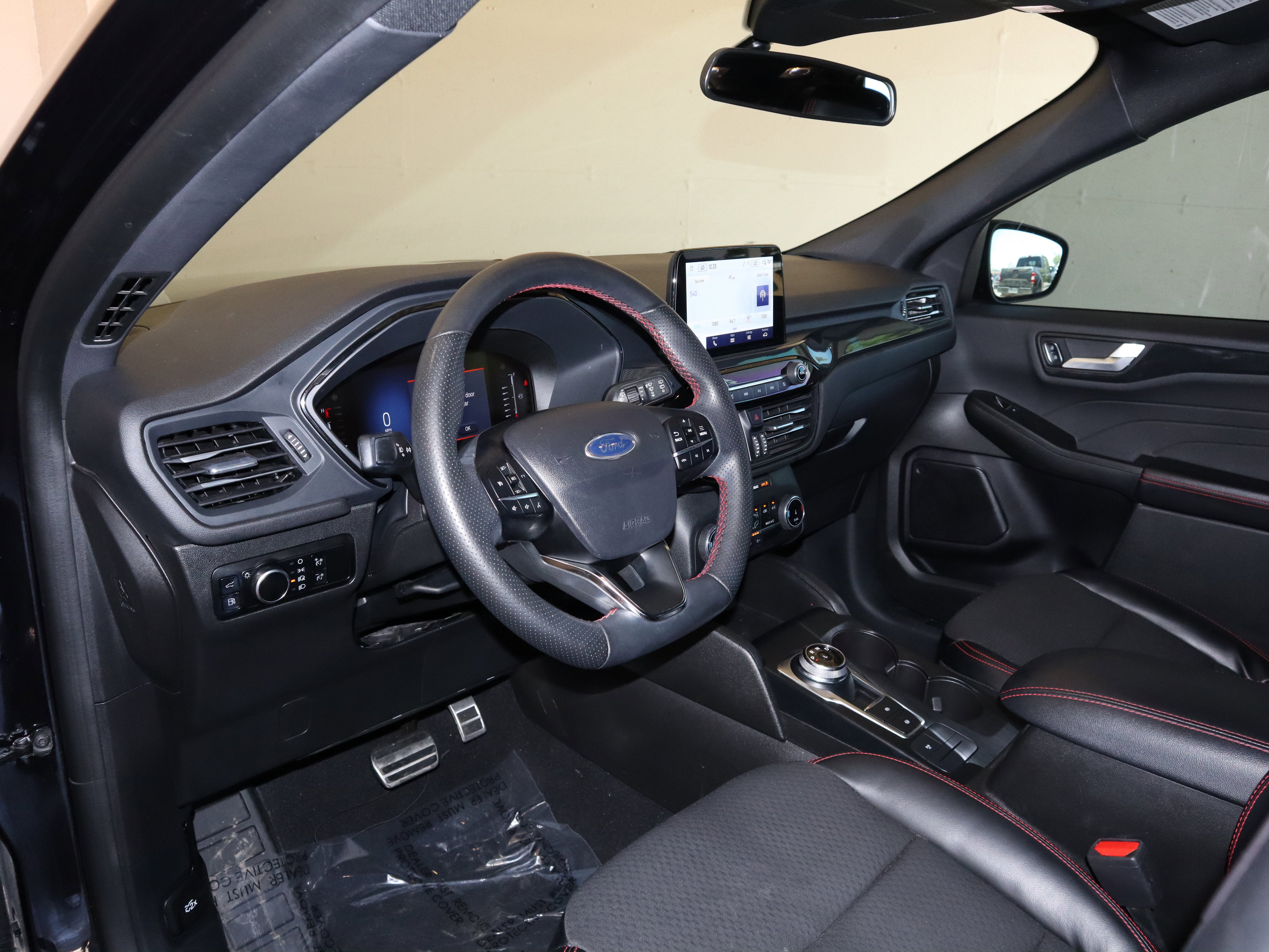 2023 Ford Escape Hybrid ST-Line