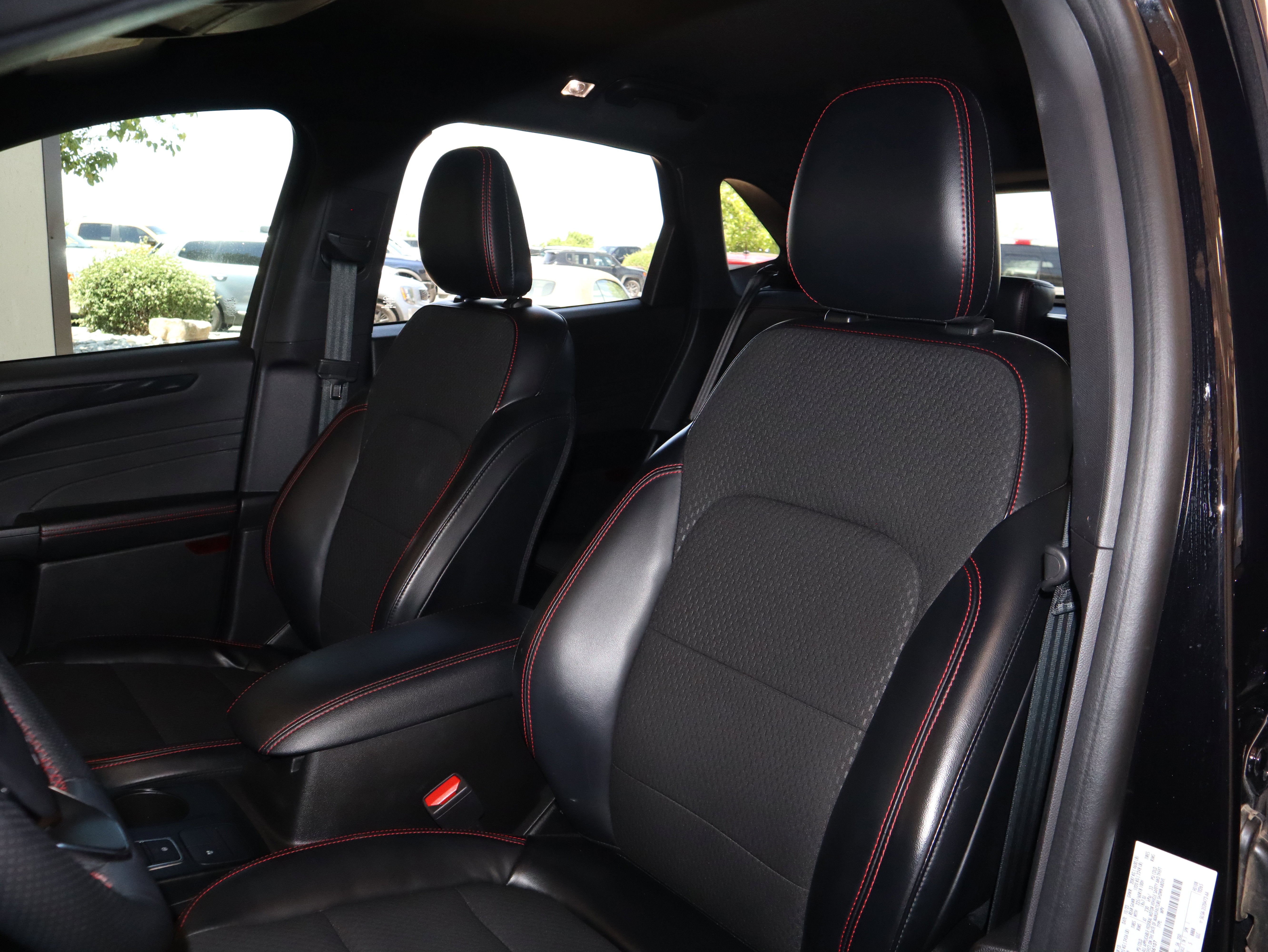 2023 Ford Escape Hybrid ST-Line