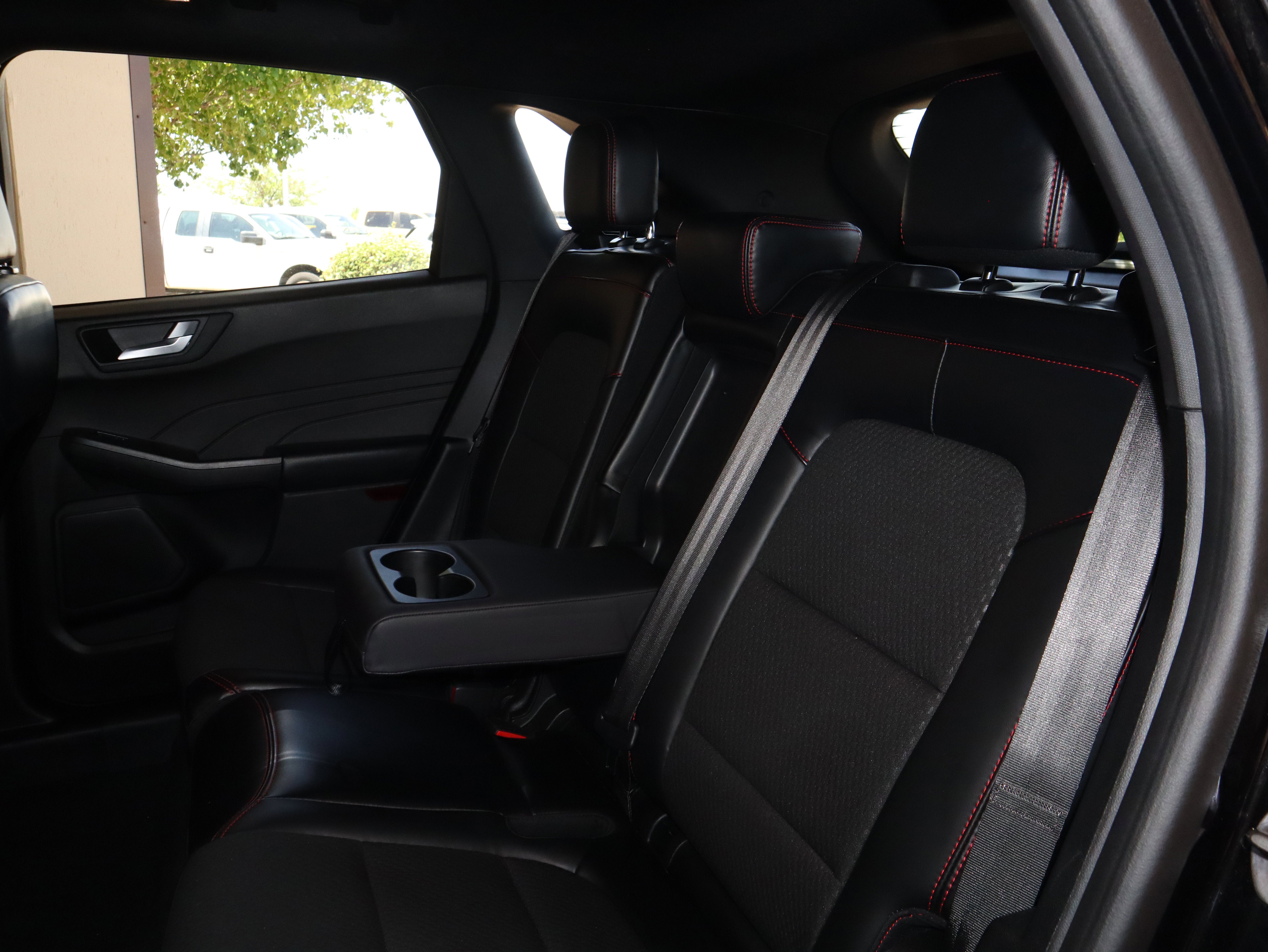 2023 Ford Escape Hybrid ST-Line