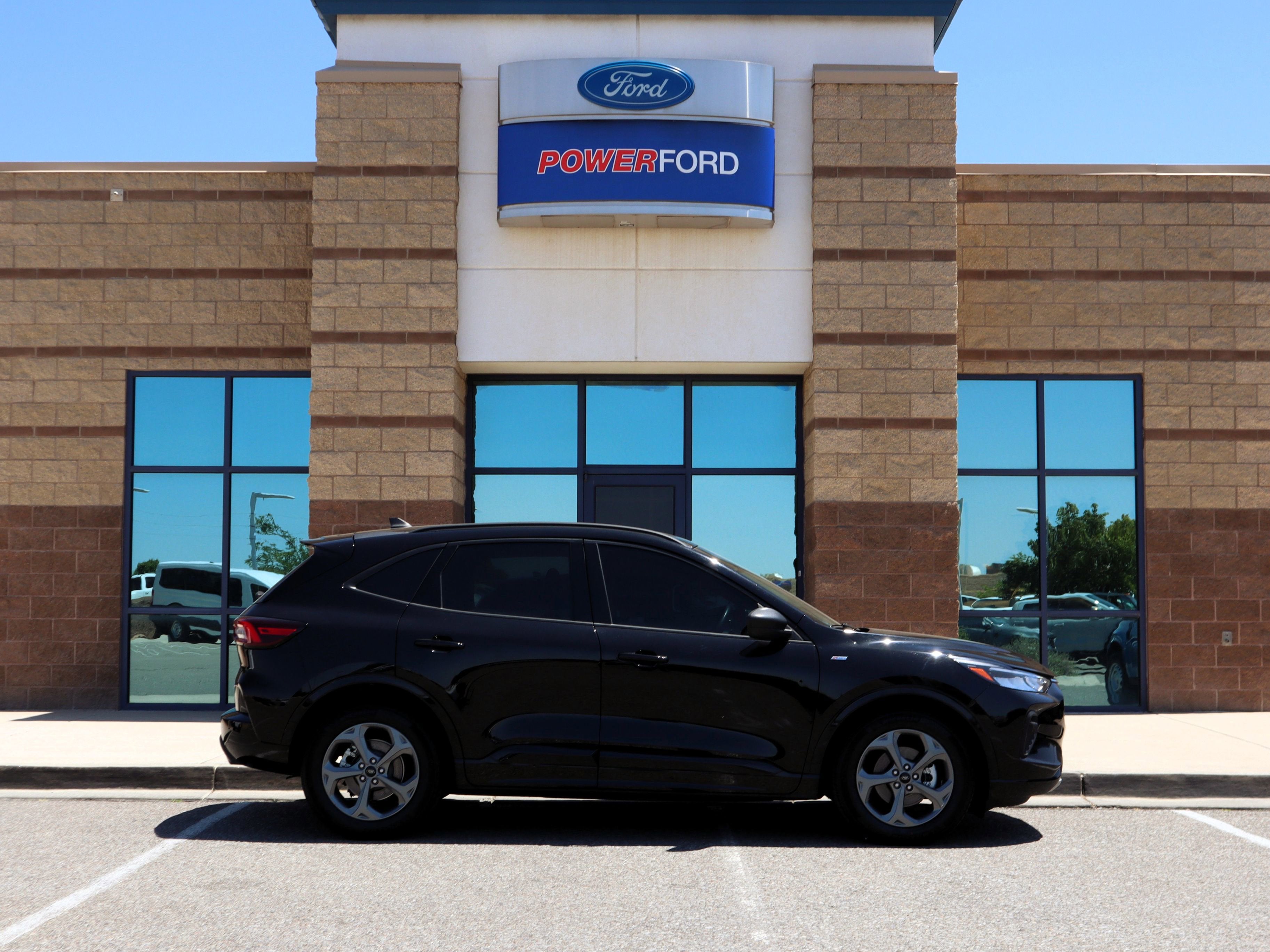 2023 Ford Escape Hybrid ST-Line