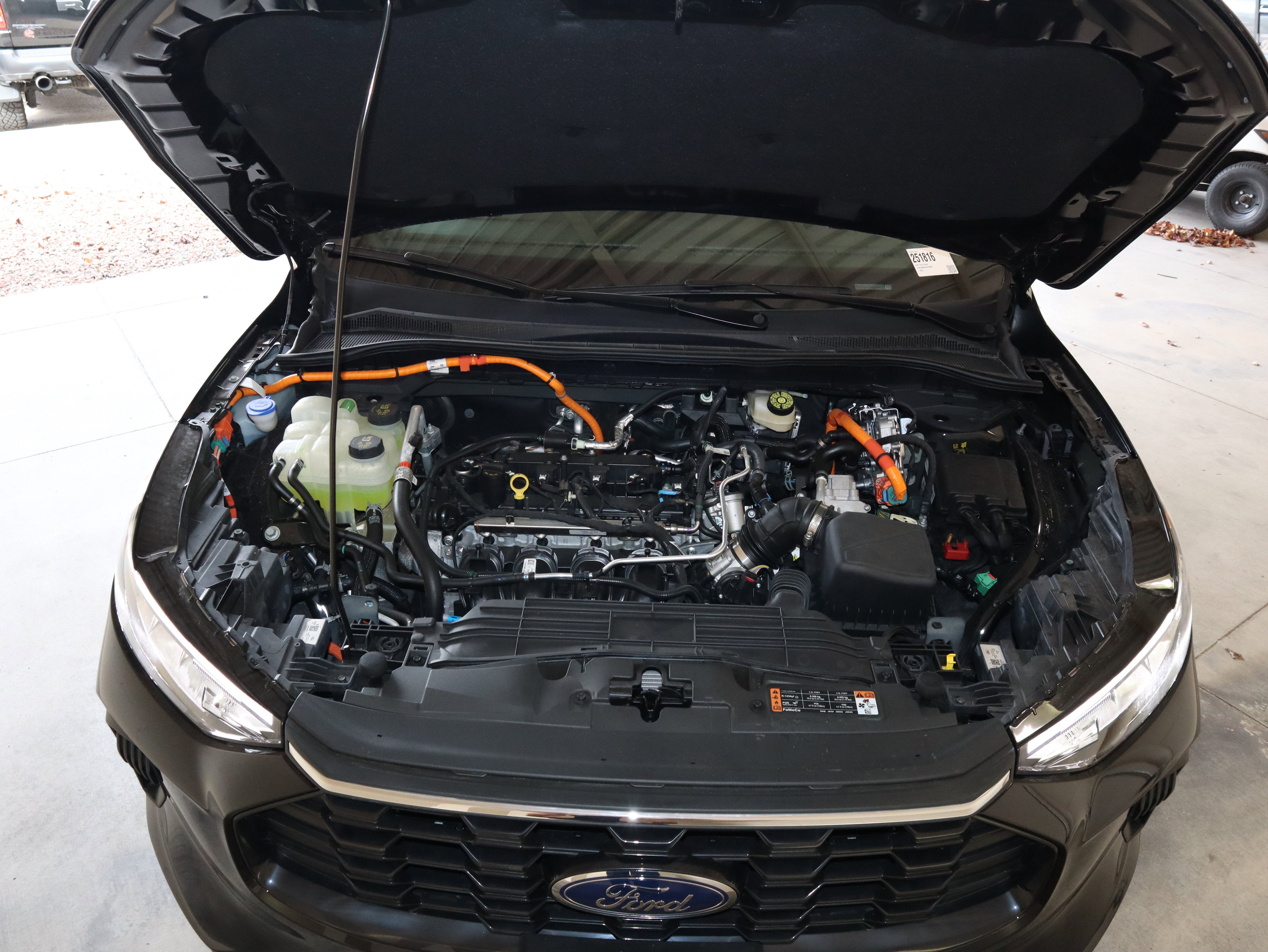 2025 Ford Escape Hybrid ST-Line