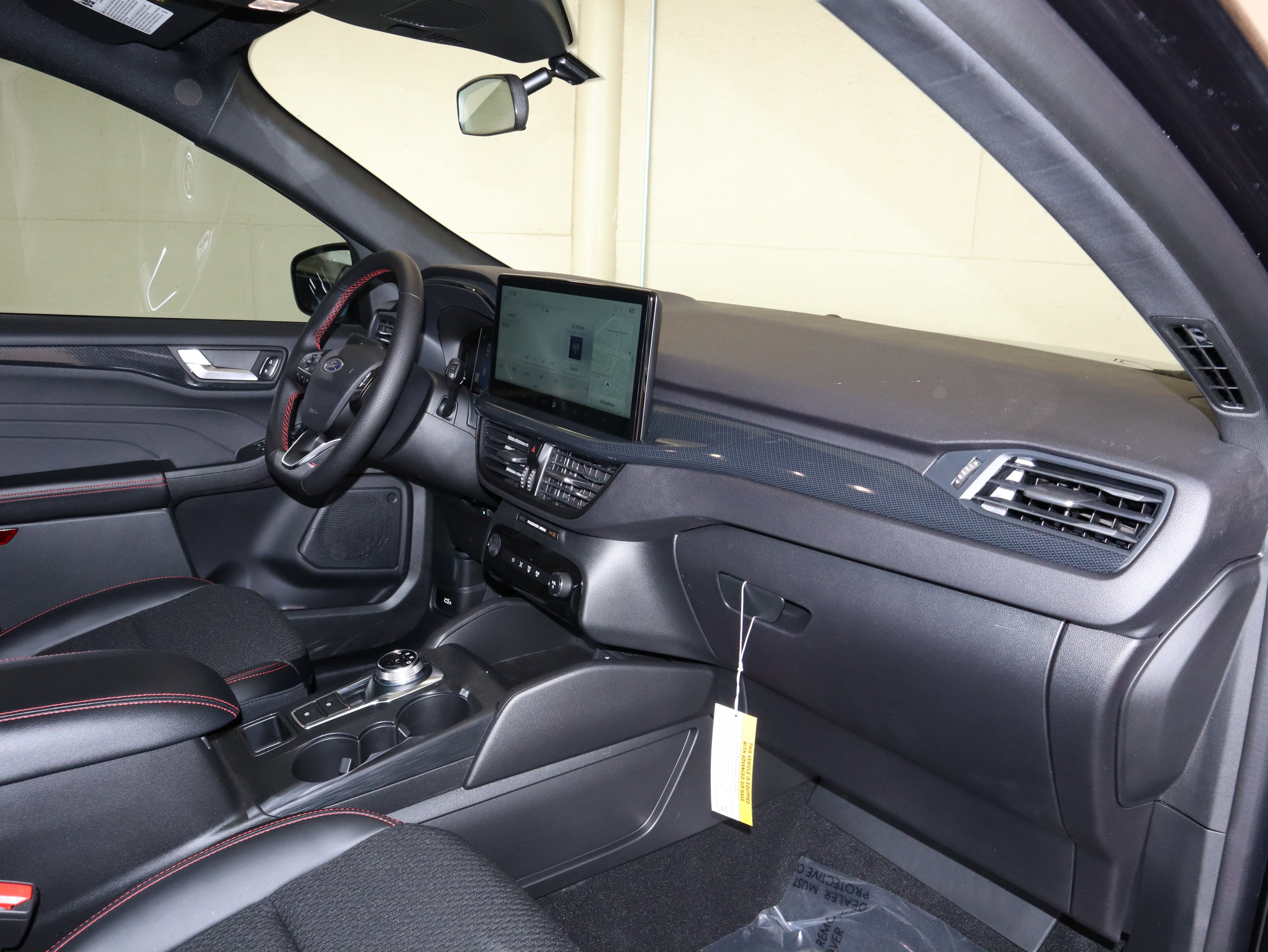 2025 Ford Escape Hybrid ST-Line