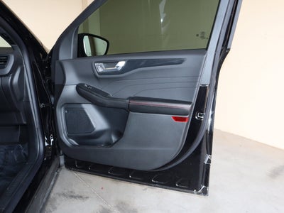 2025 Ford Escape Hybrid ST-Line